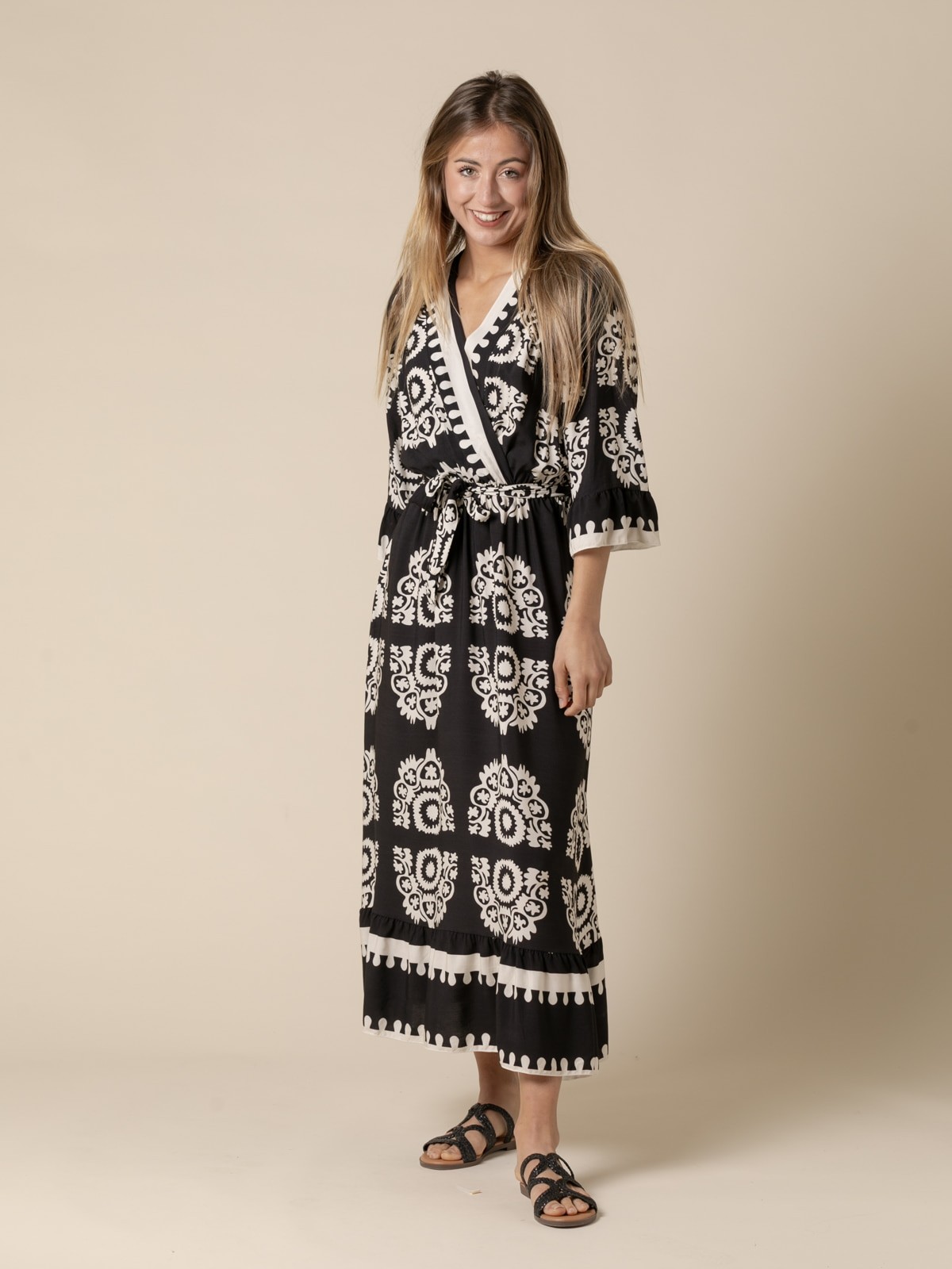 Woman Long printed wrap dress  Blackcolour