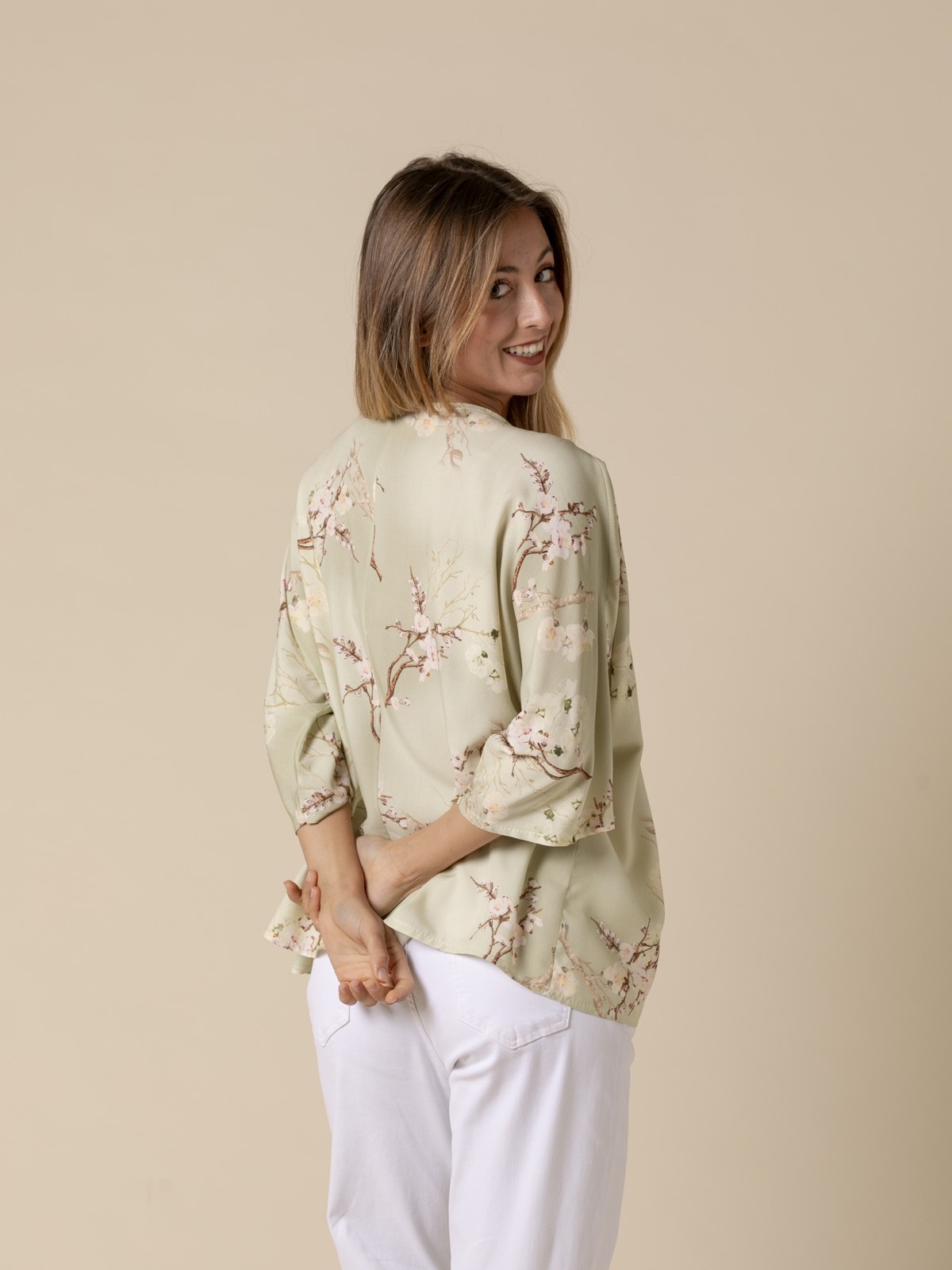 Woman Flowing printed blouse with boat neckline  Green clarocolour
