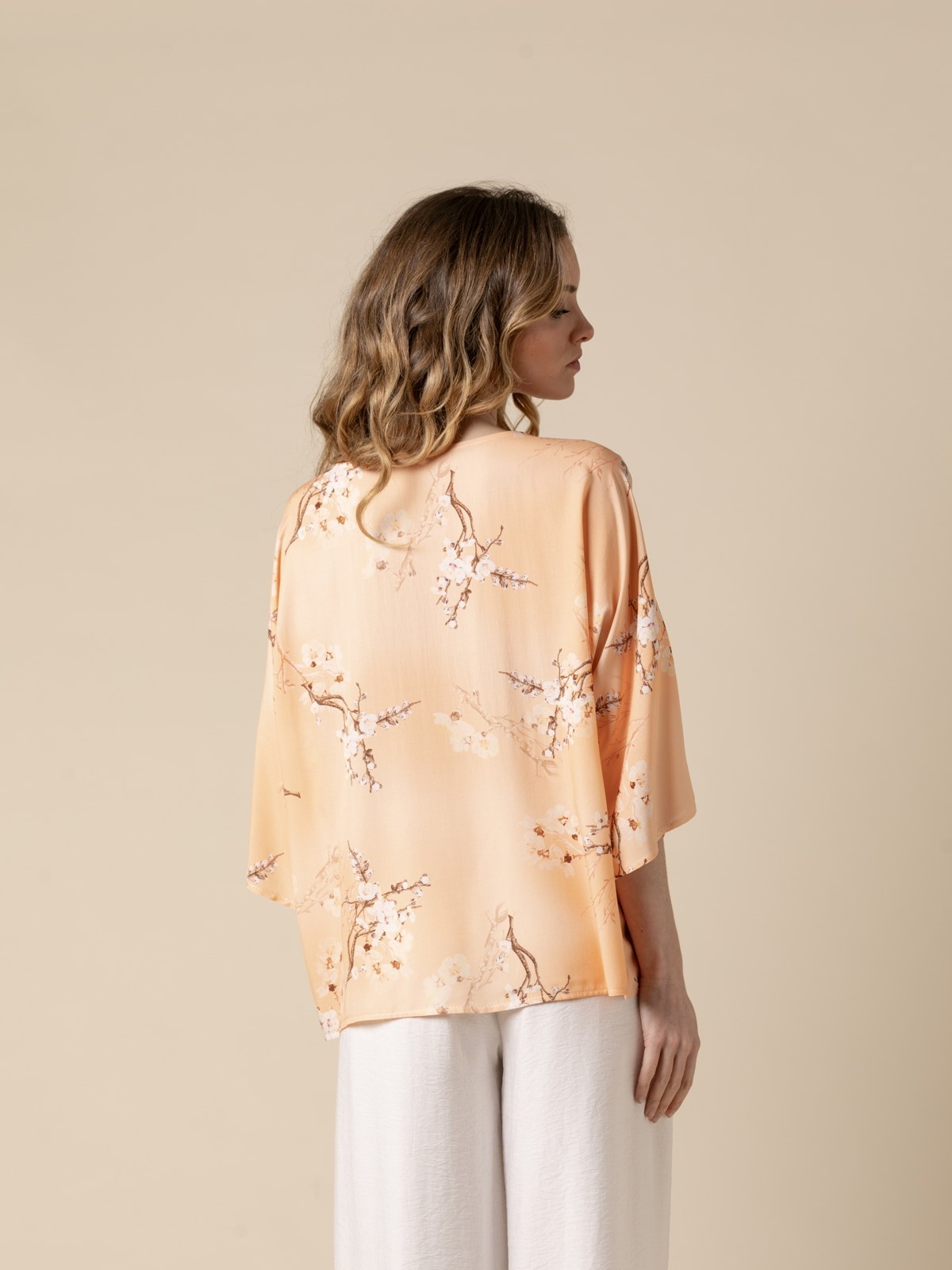 Woman Flowing printed blouse with boat neckline  Orangecolour