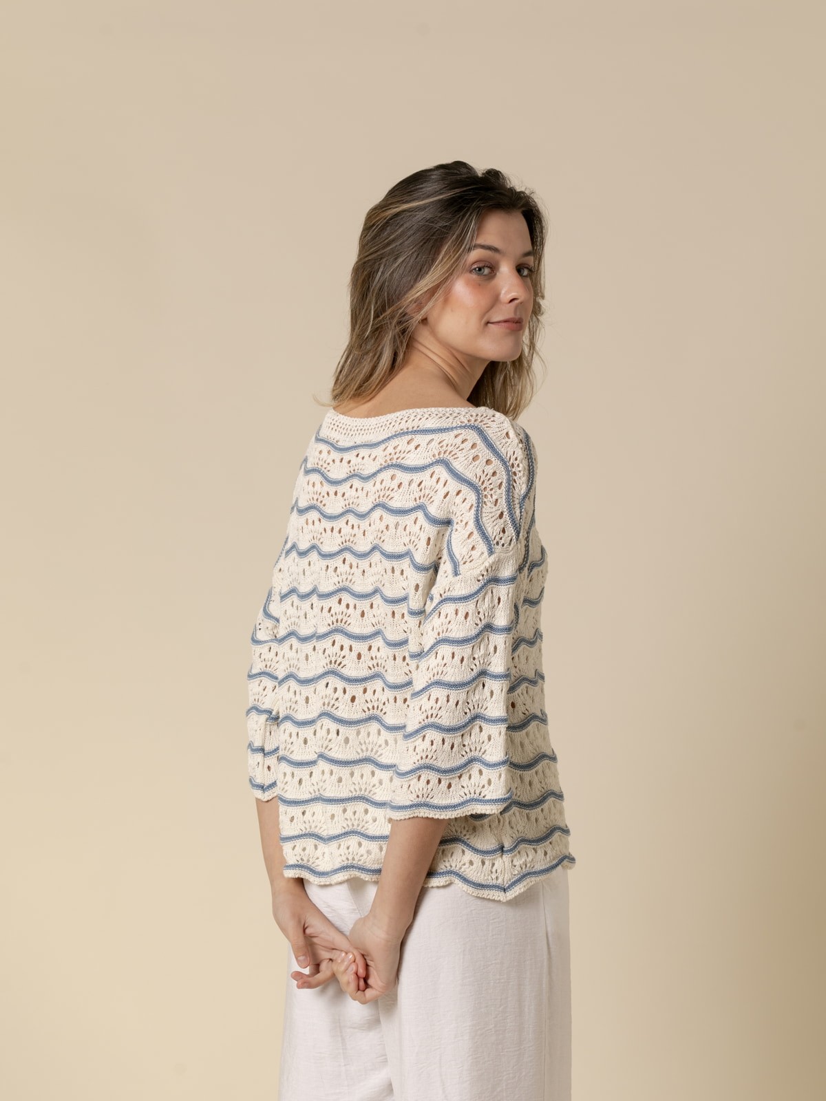 Woman Wave-embossed printed jumper with boat neckline  Bluecolour