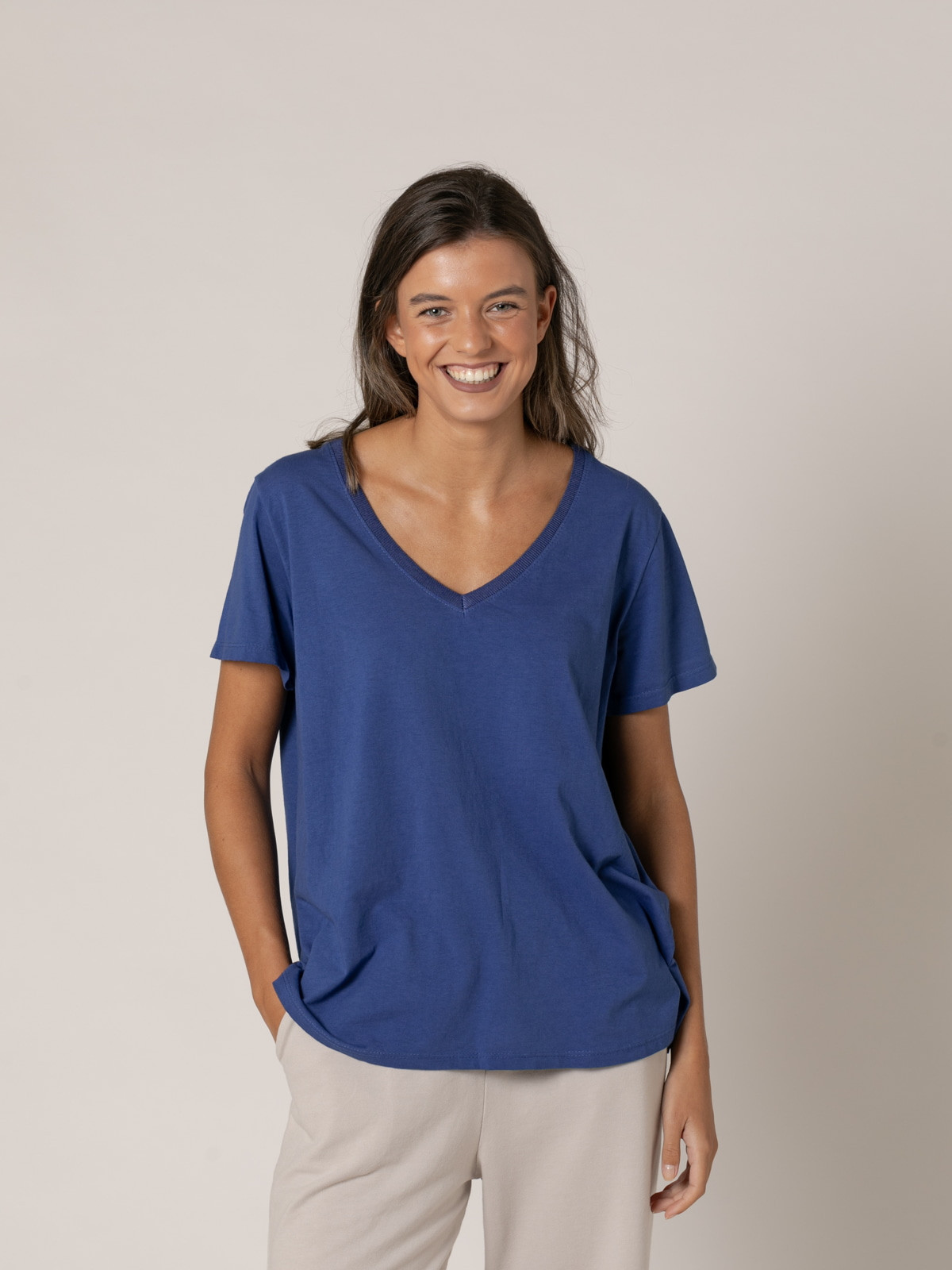 Camiseta escote en v best sale