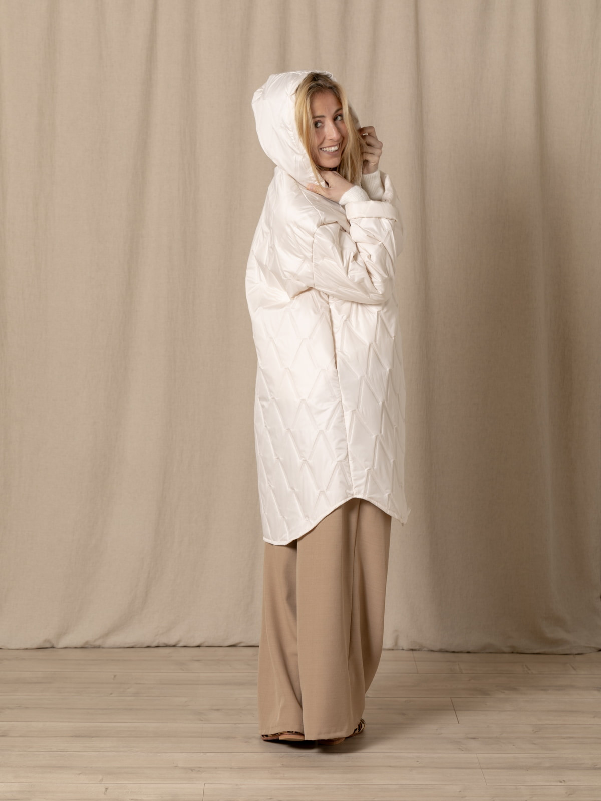 Acolchado impermeable primavera color Beige Claro