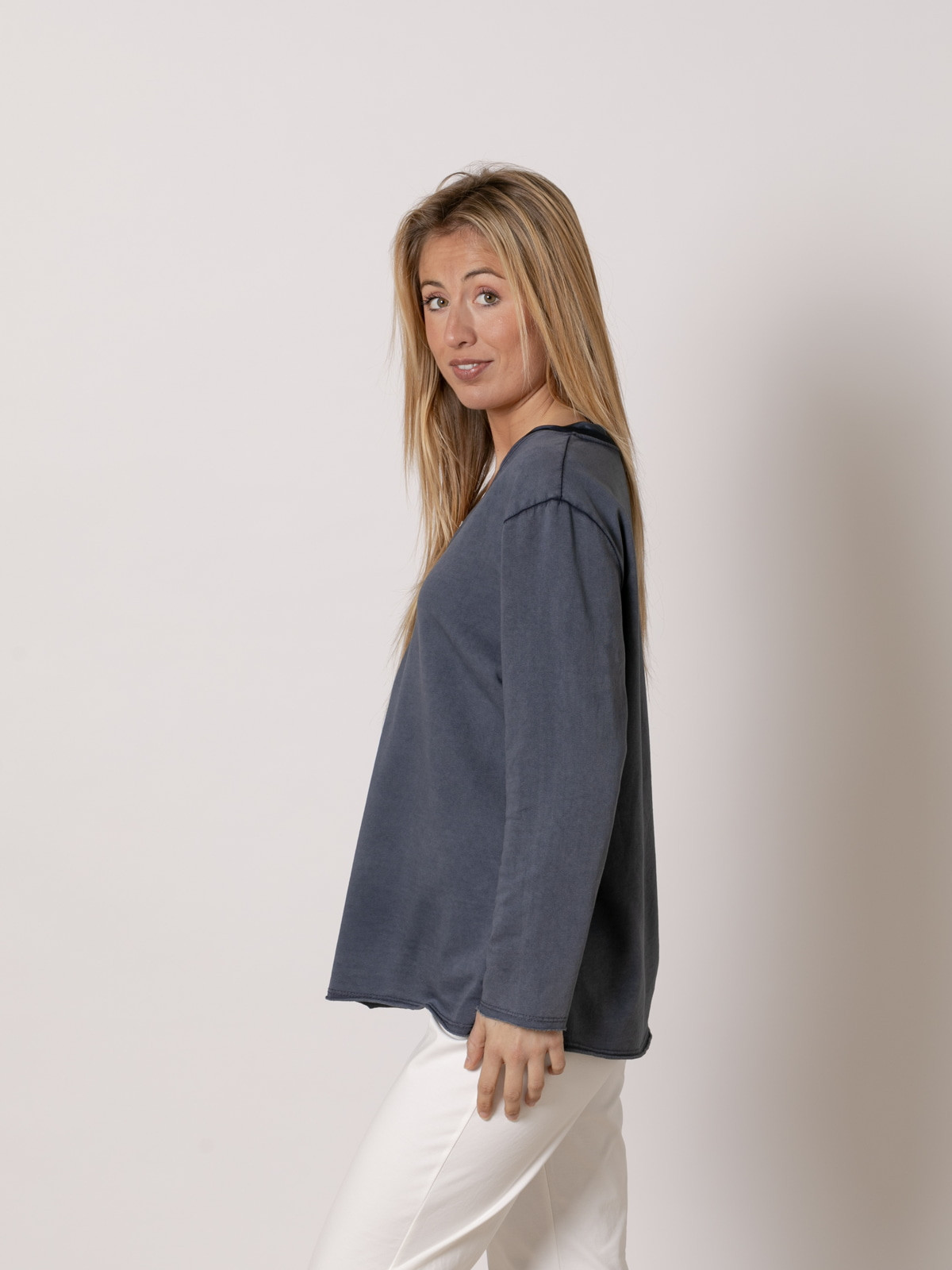 Camiseta felpa fina detalle escote color Azul Jean