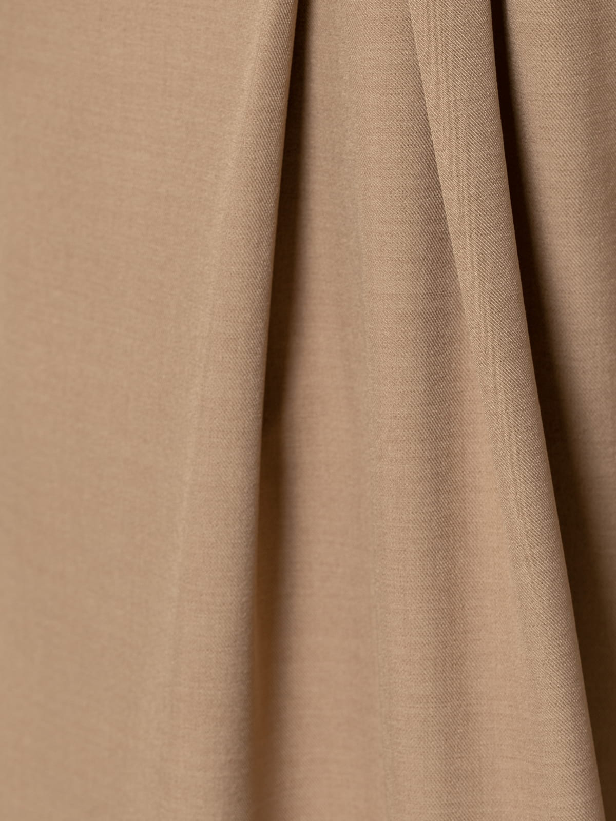 Pantalón fluido super trendy color camel claro