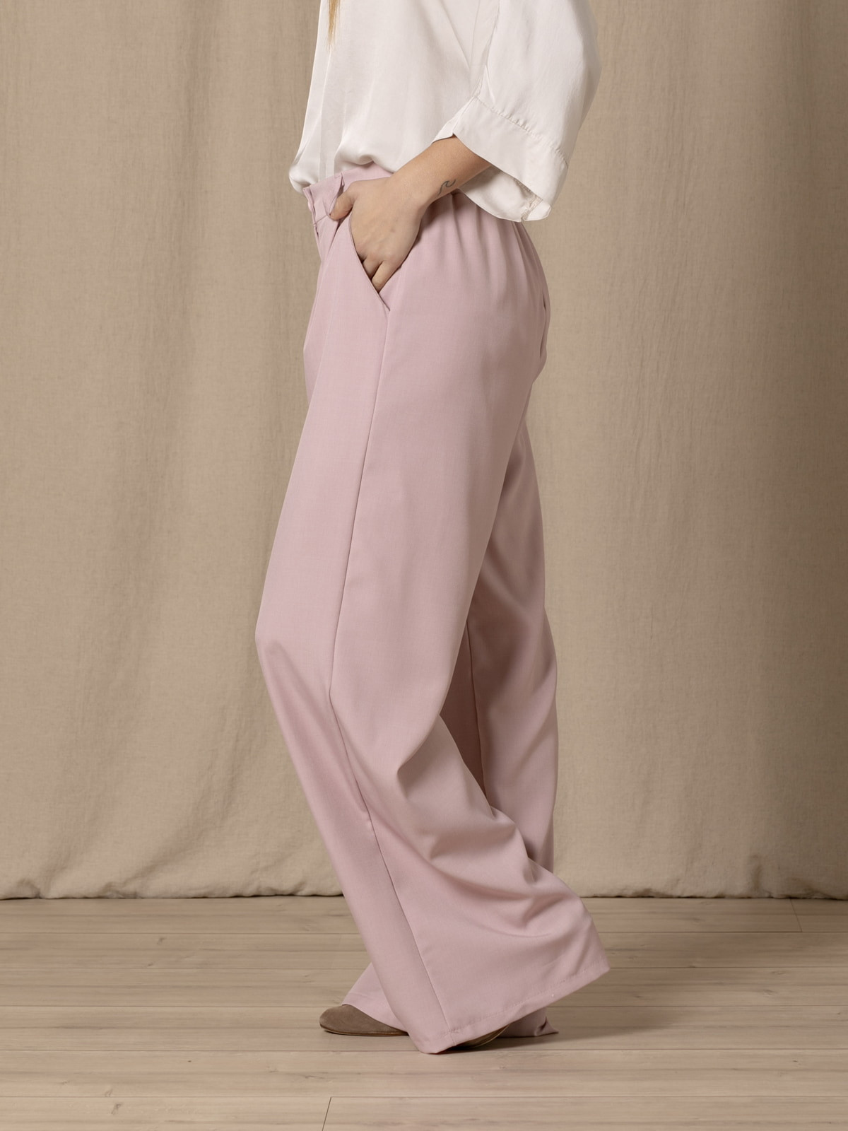 Pantalón fluido de pinza color Rosa