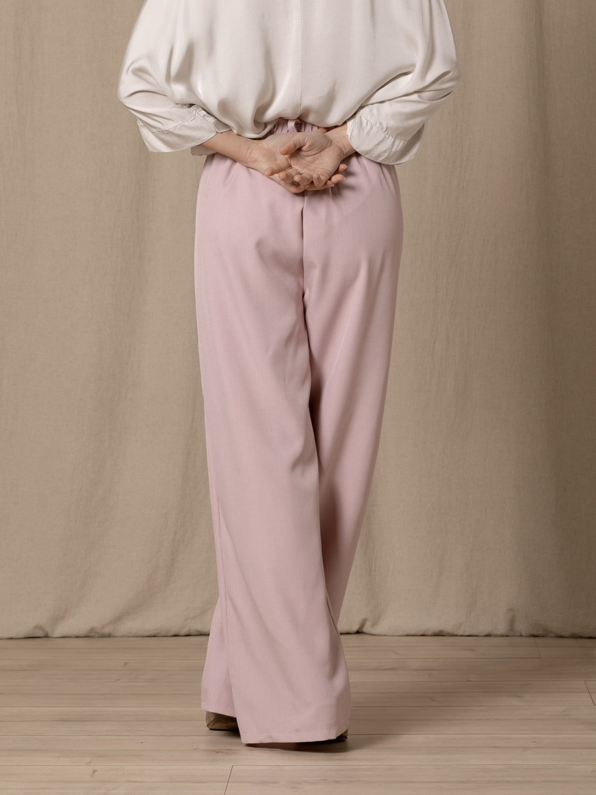 Pantalón fluido de pinza color Rosa