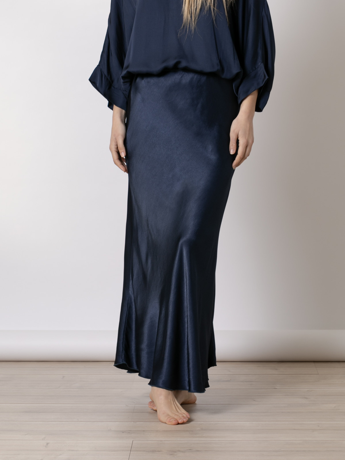 Flowing skirt bias design  Blue colour