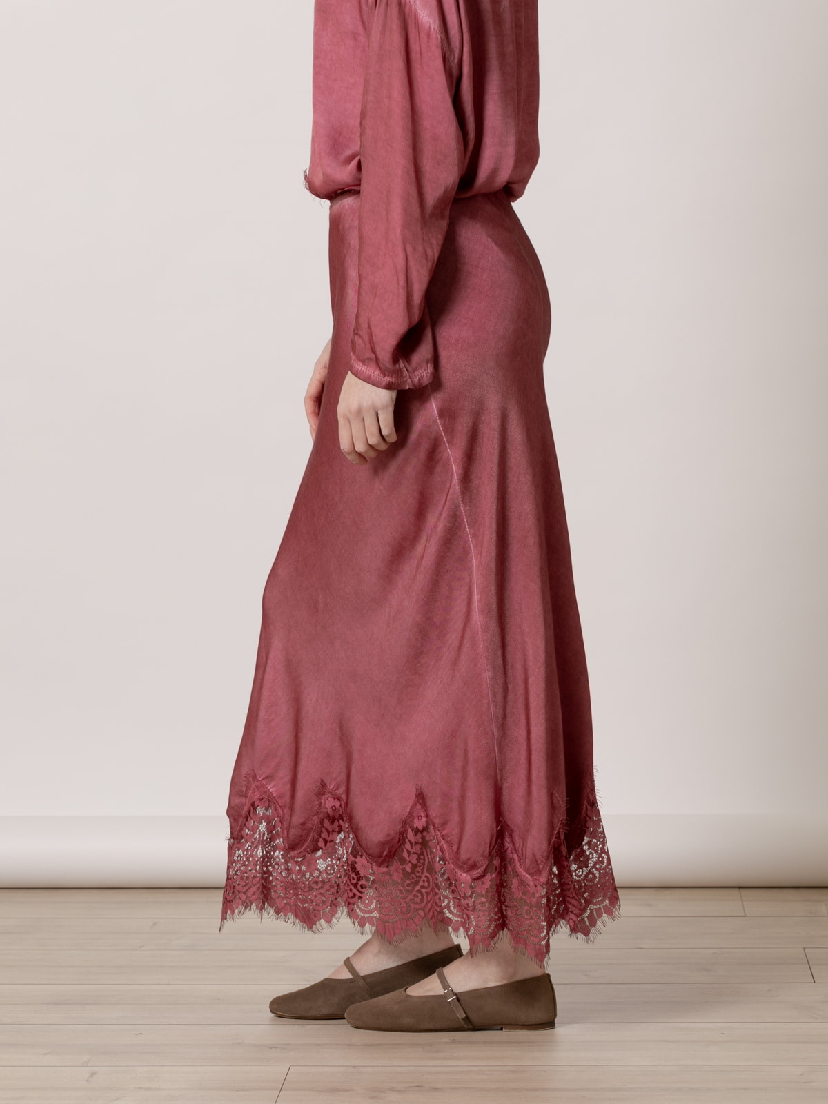 Flowy lace skirt  Bordeaux colour