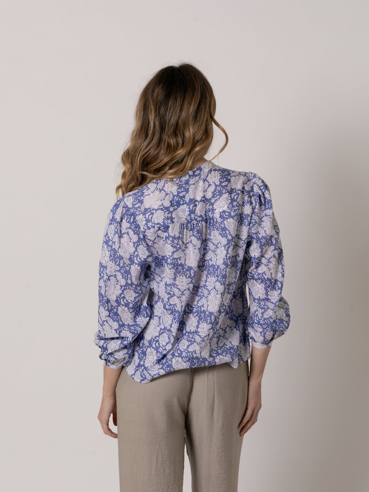 Camisa c/caja cotton 100% color Azul