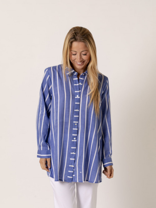 Camisa larga dibujo lineal color Azul
