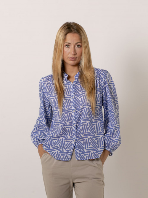 Camisa c/caja dibujo lineal color Azul