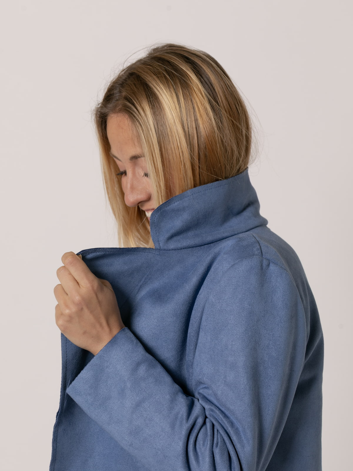 Chaqueta corta ante sintético color Azul