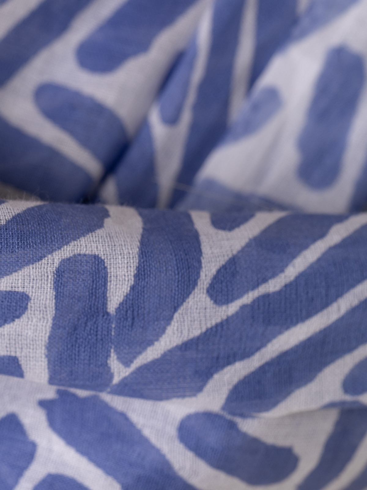 Cotton lines scarf  Blue colour