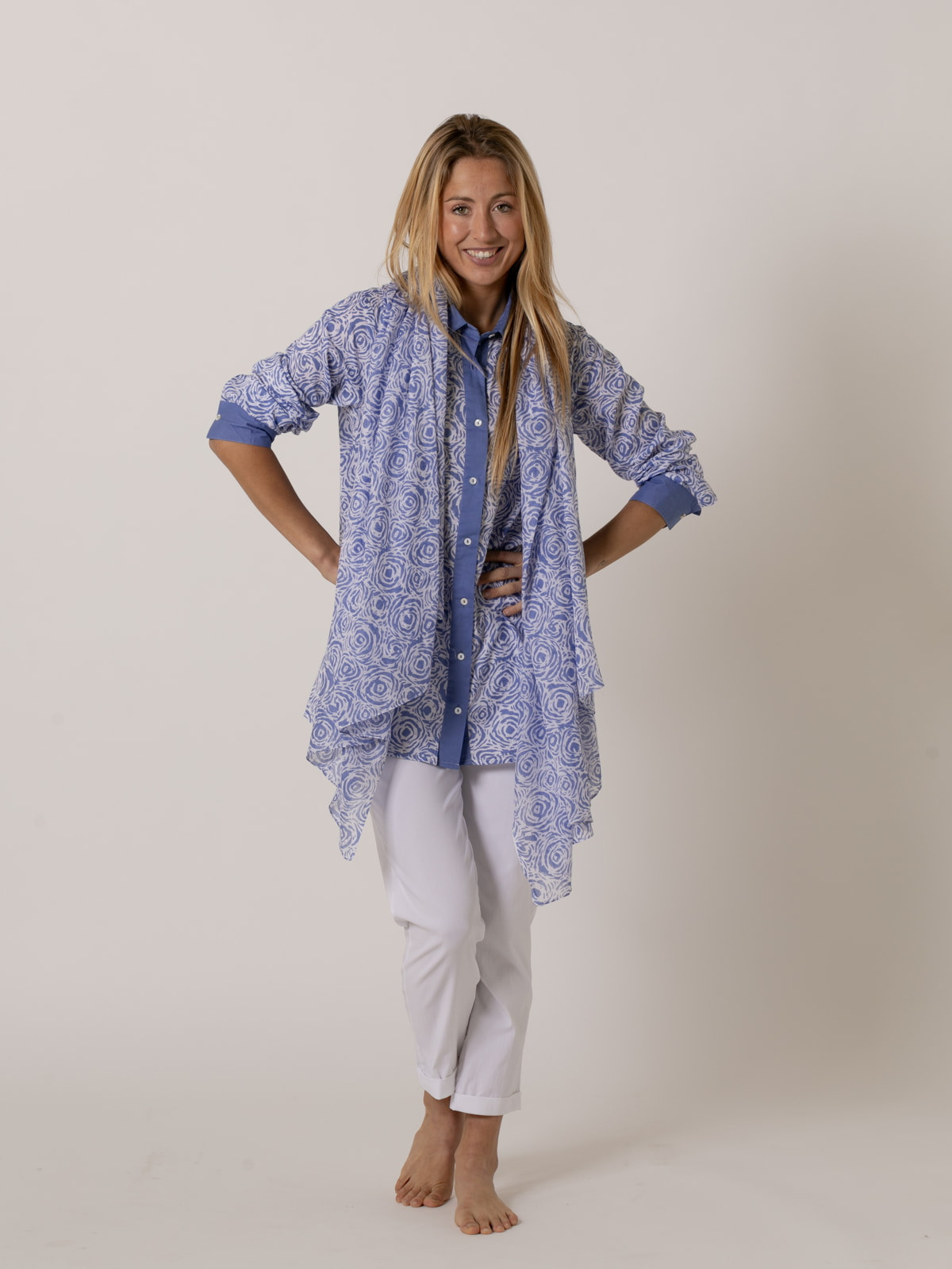 Camellia cotton scarf  Blue colour