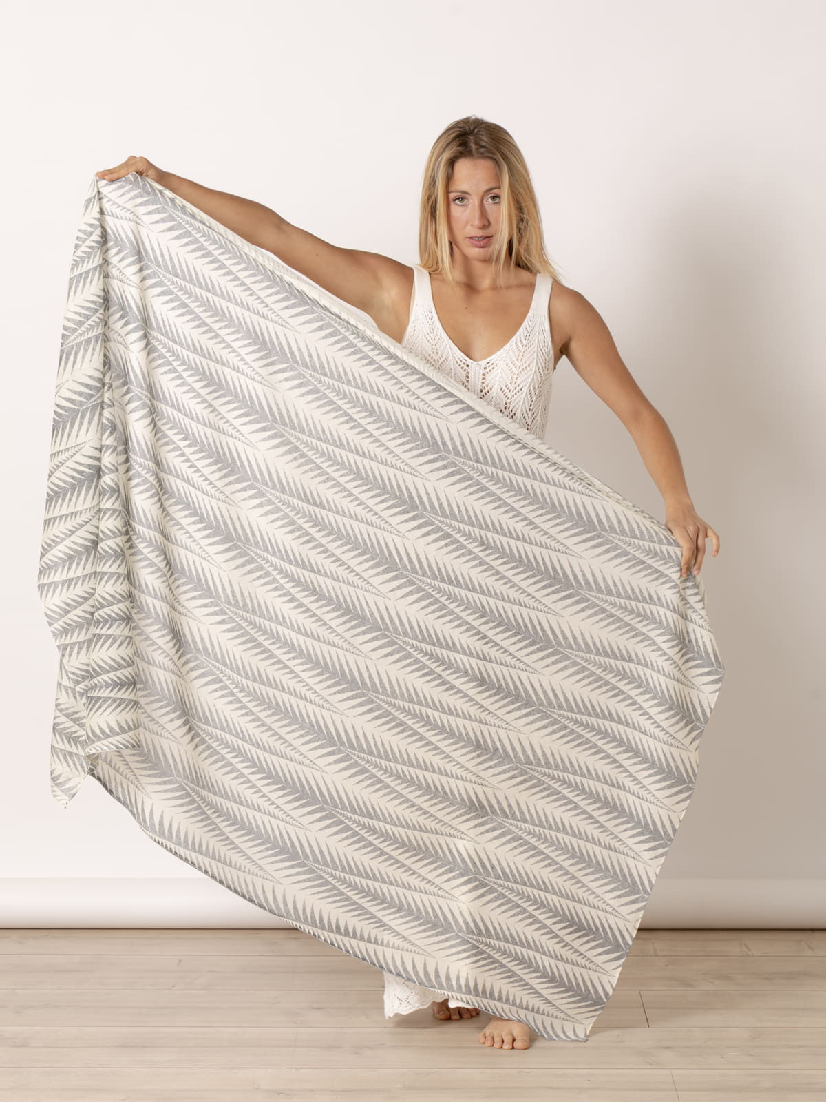 Cotton herringbone scarf  Grey colour