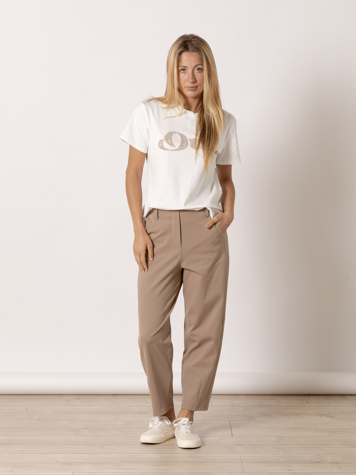 Pantalón teen costura en bajo color Camel