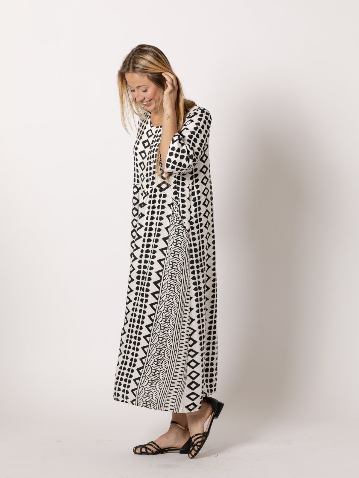 Vestido fluido bolsillos confy color Crudo