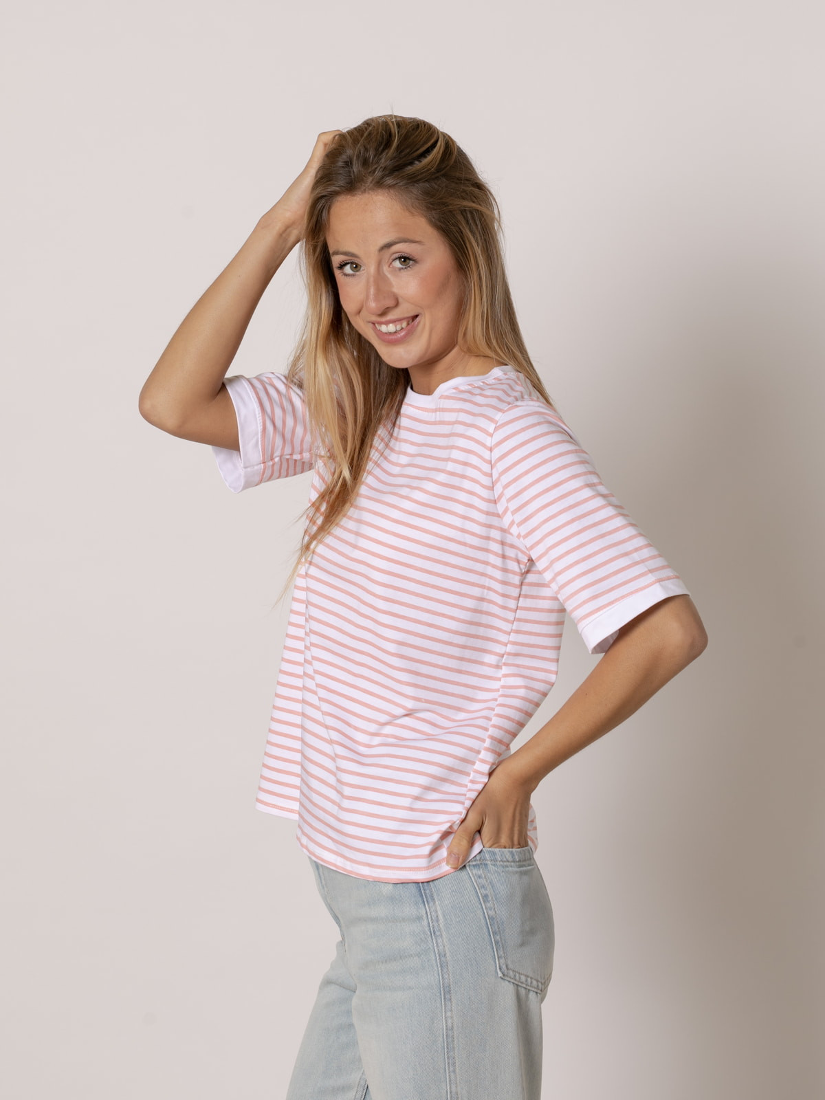 Camiseta de rayas c/redondo vivos color pomelo