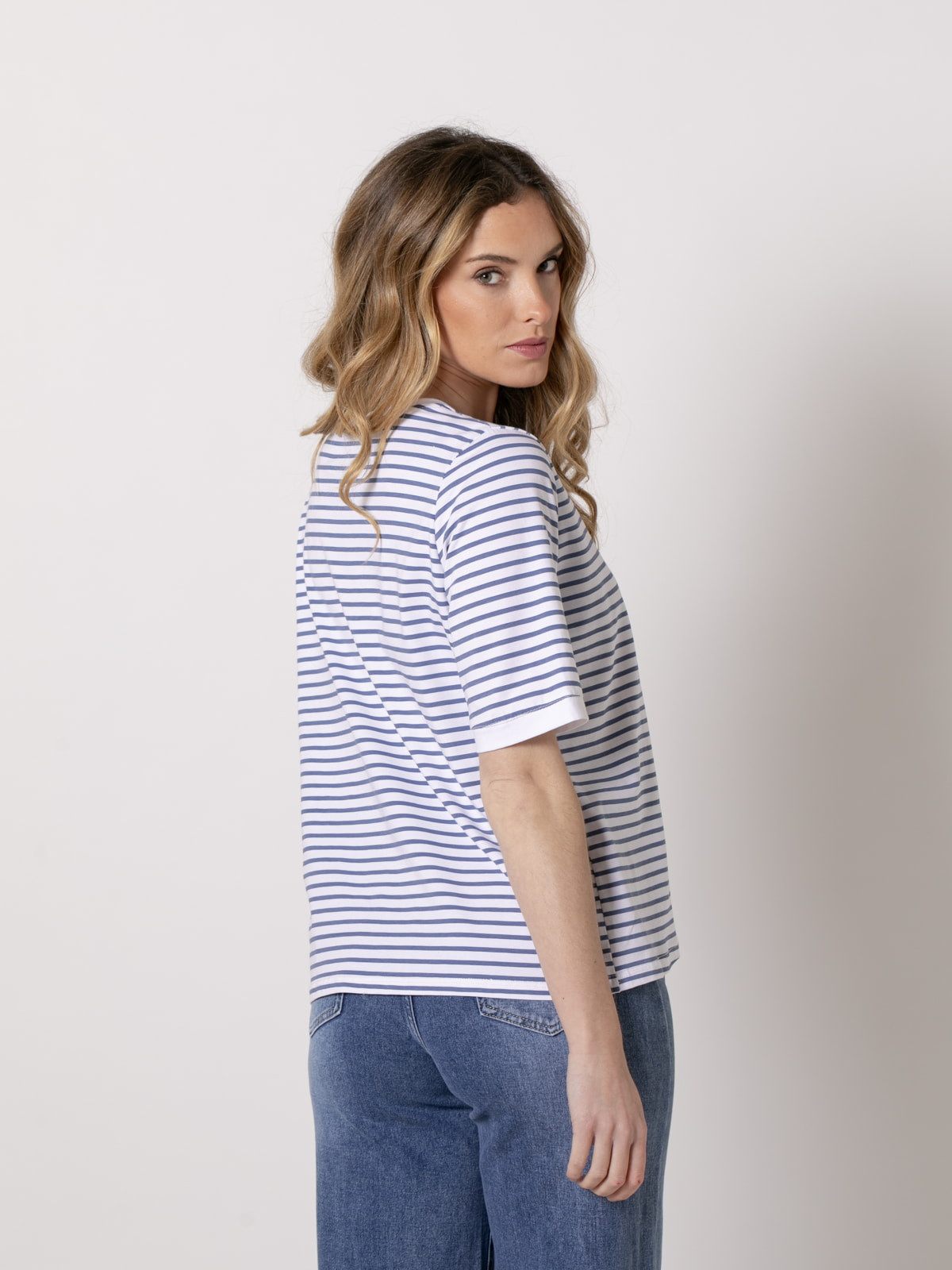 Camiseta de rayas c/redondo vivos color Azul Jean