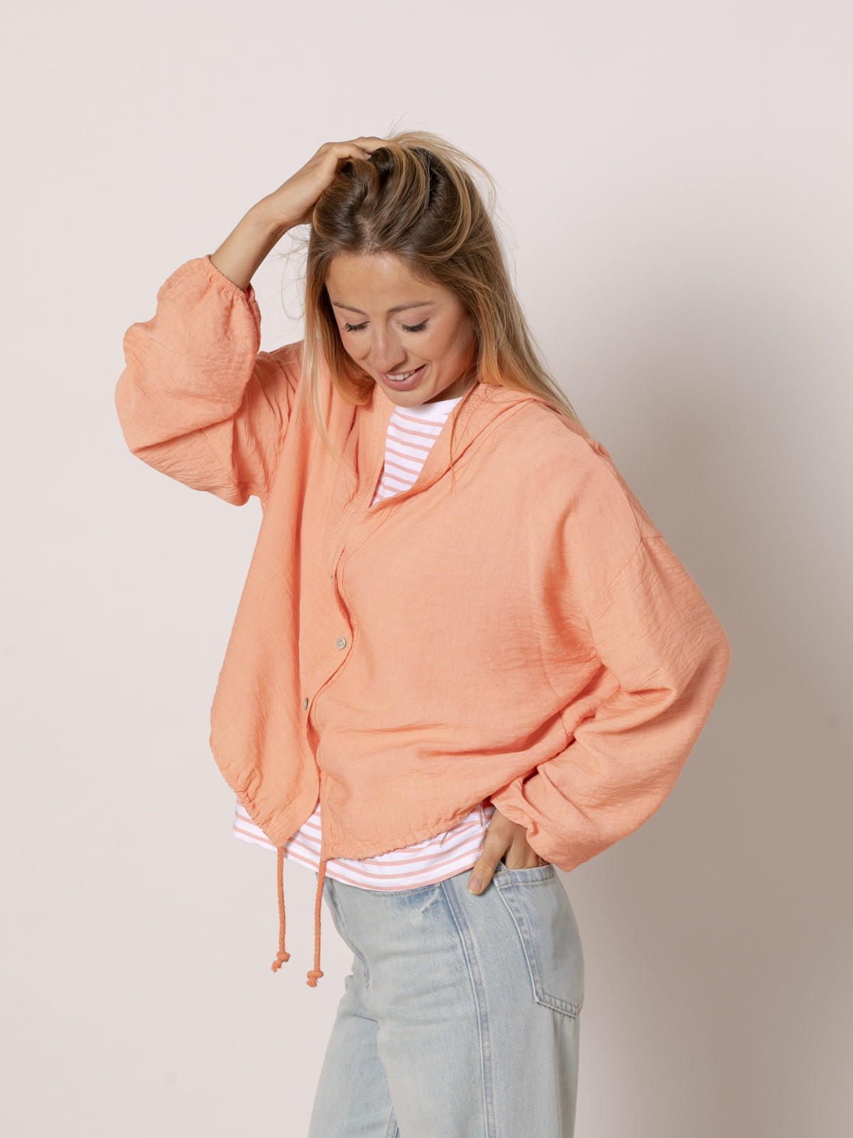 Chaqueta corta capucha visco vegetal color Naranja