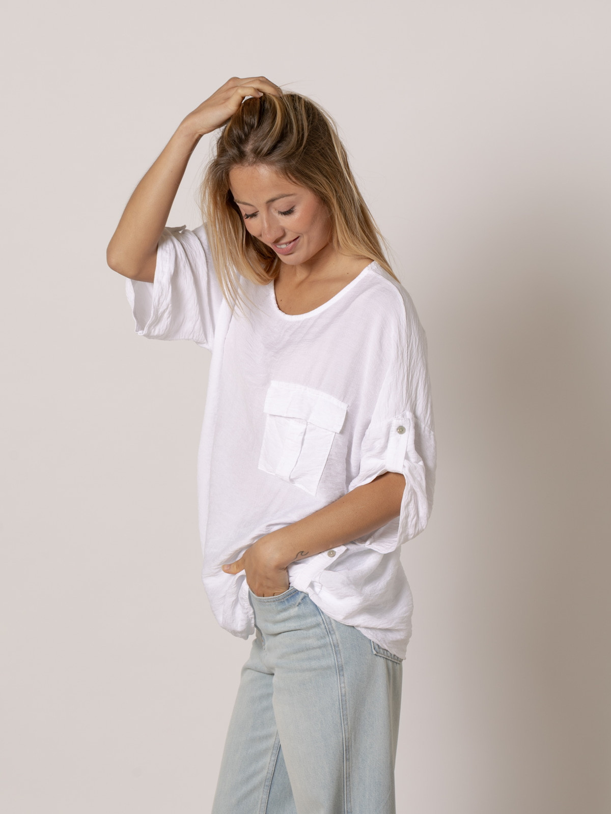 Eco-visco fluid blouse  White colour