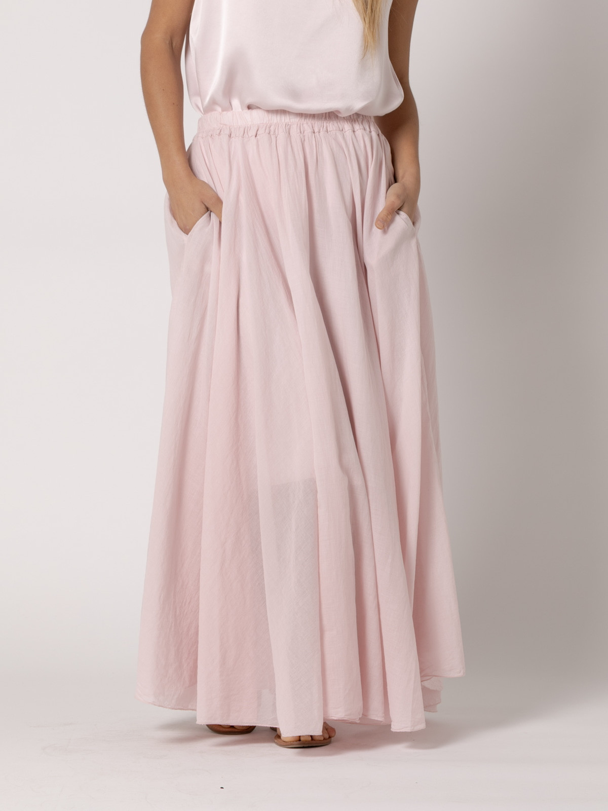 Long, full-length muslin skirt  Pink colour