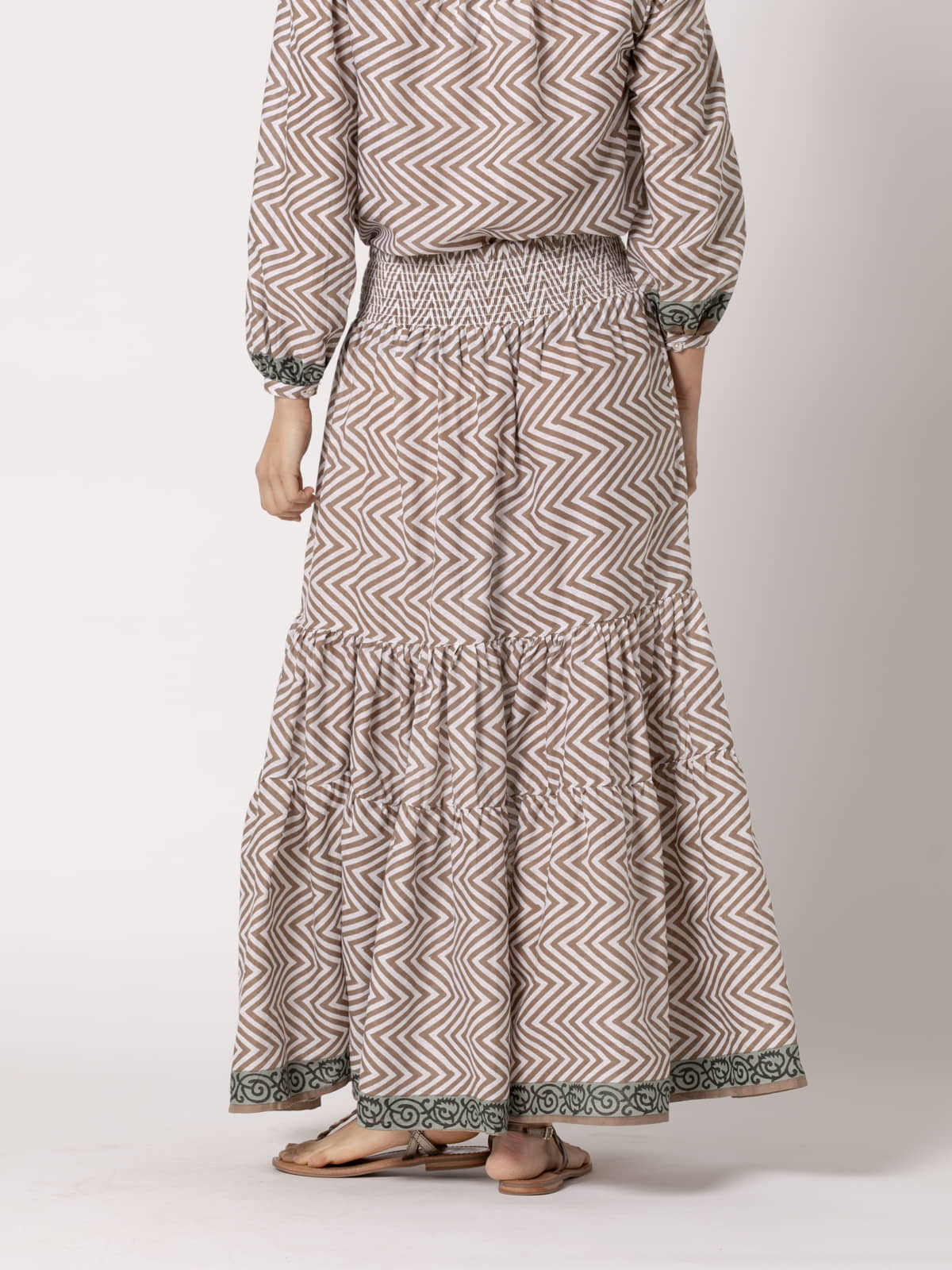 Long zigzag skirt, 100% cotton  Taupe colour