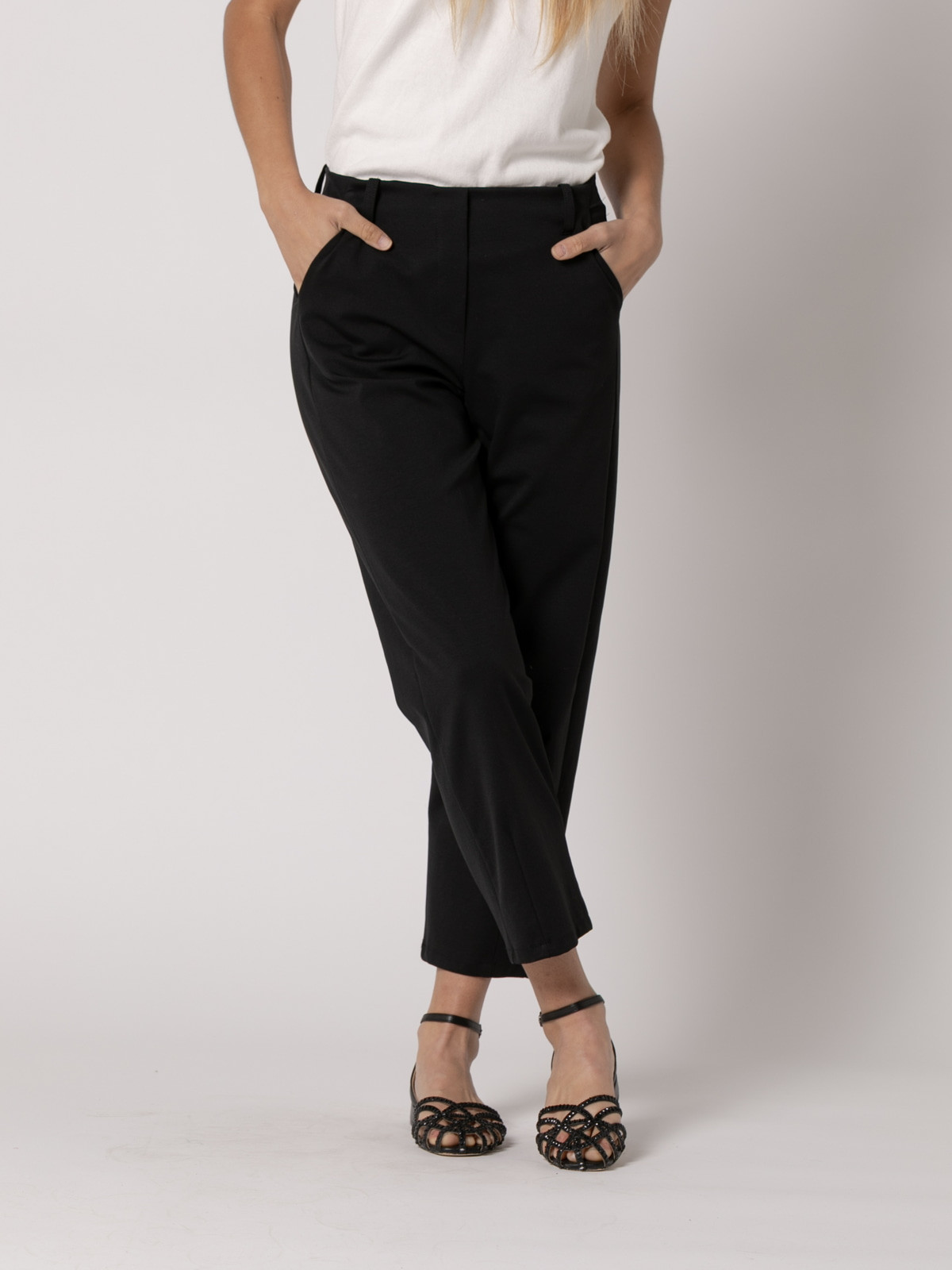 Pantalón teen costura en bajo color Negro