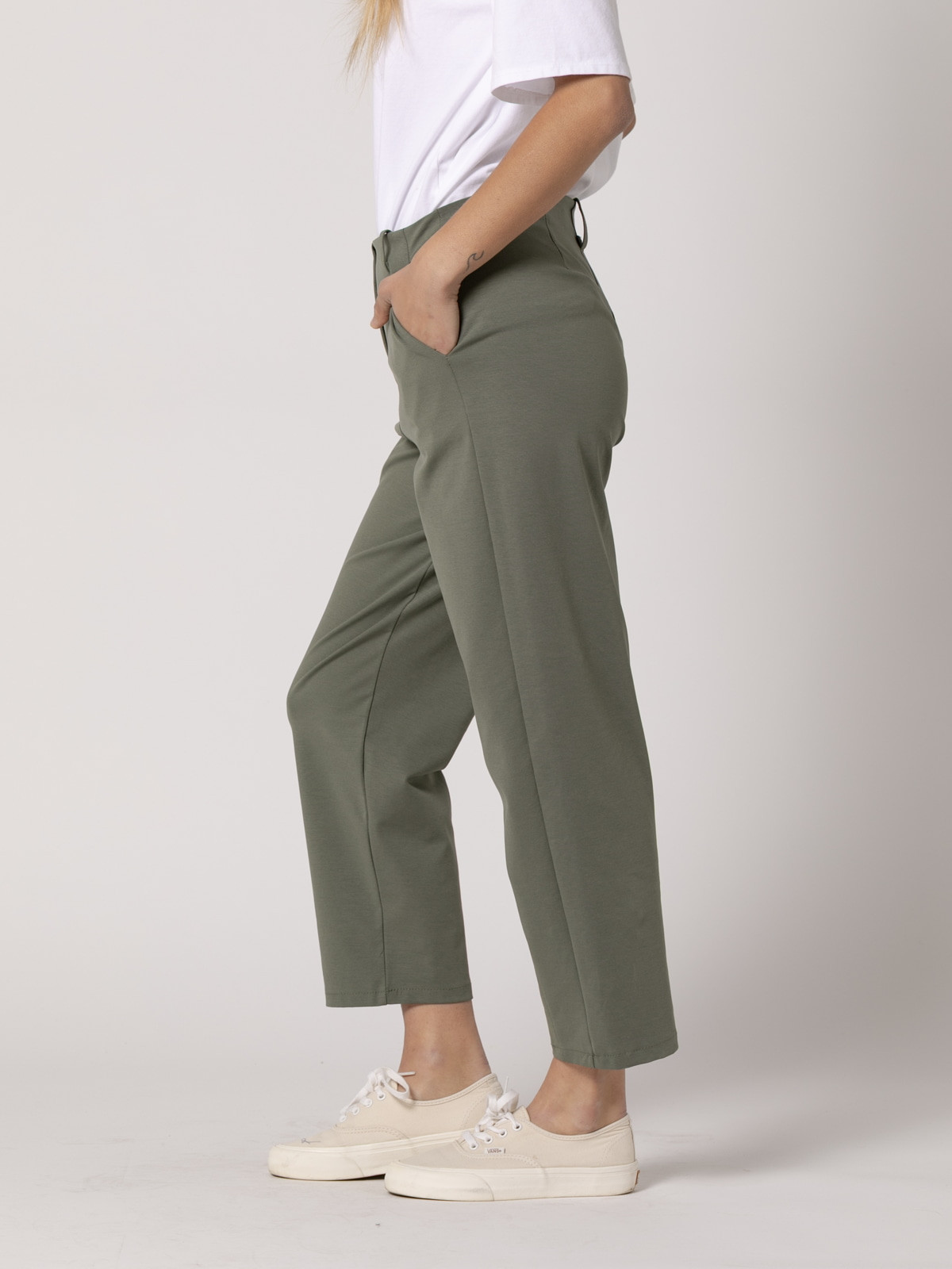 Pantalón teen costura en bajo color Caqui