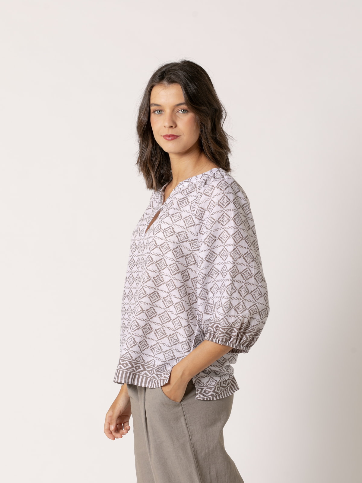 Blusa fluida cotton voile dibujos color Taupe