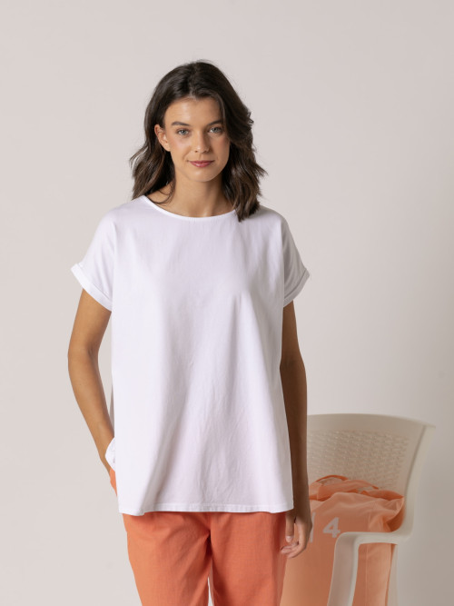 Camiseta cotton 100% diseño en A color Blanco