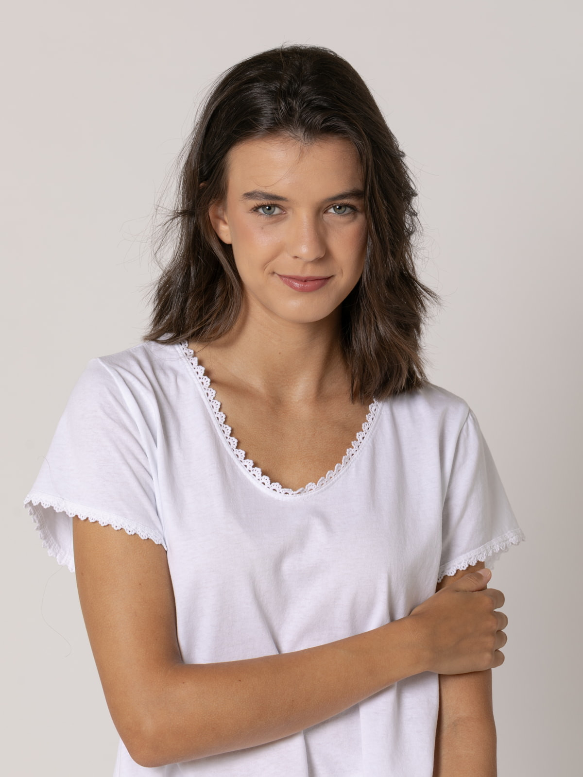 Camiseta detalle puntilla en bajo color Blanco