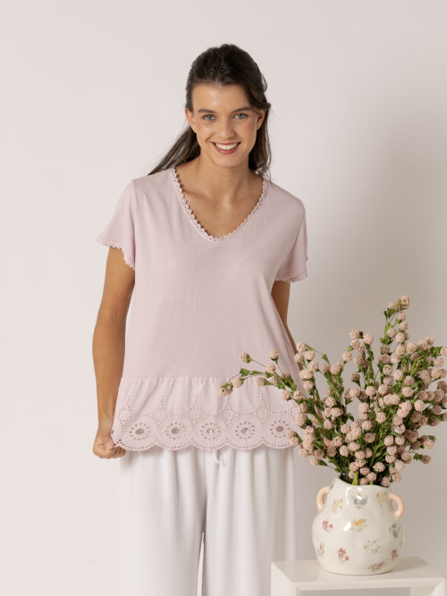 Camiseta detalle puntilla en bajo color Rosa