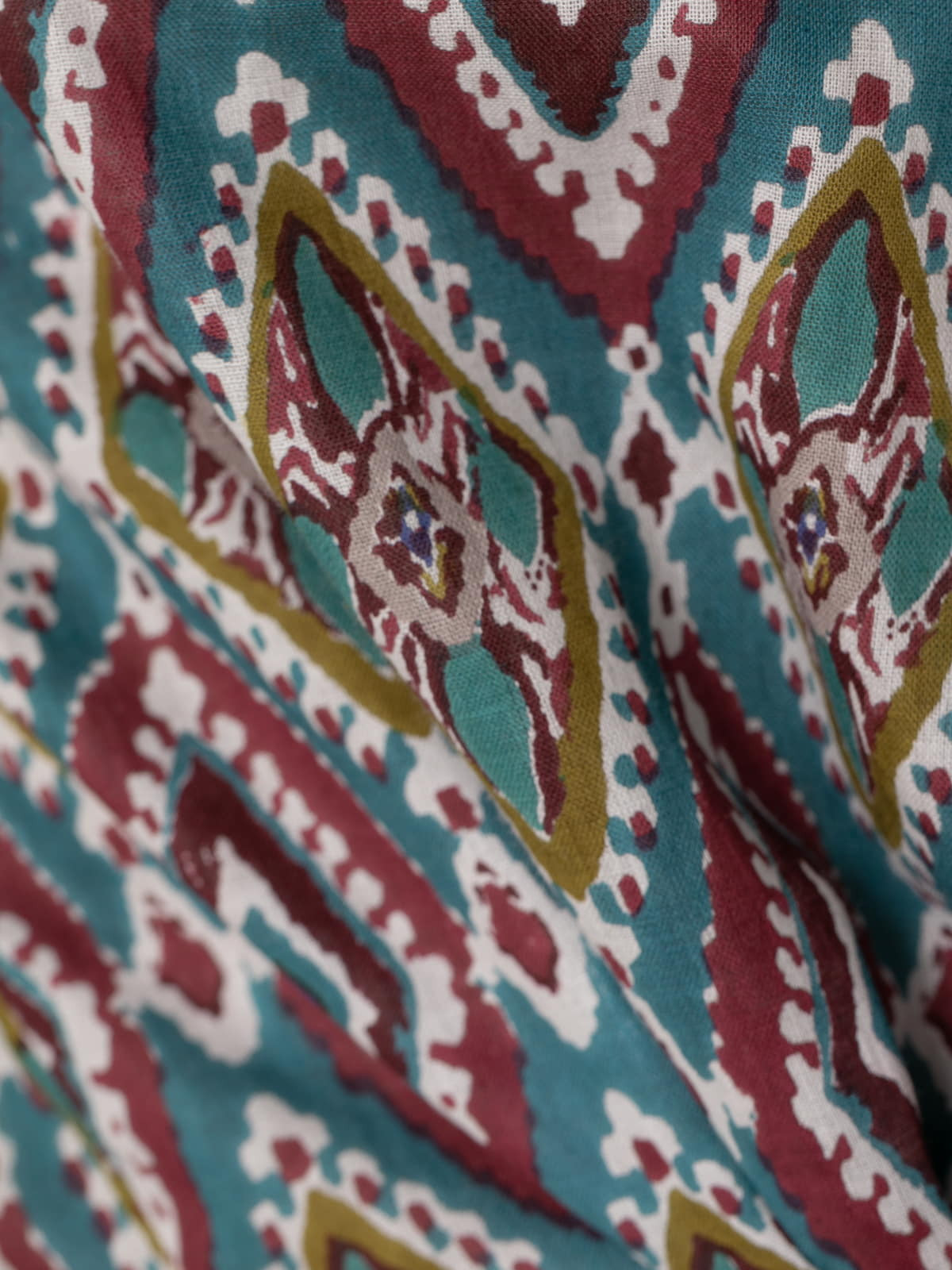 100% cotton diamond pattern shirt  Blue colour