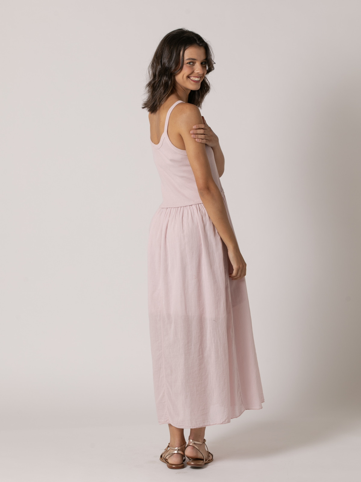 Vestido algodón tirantes falda vuelo color Rosa