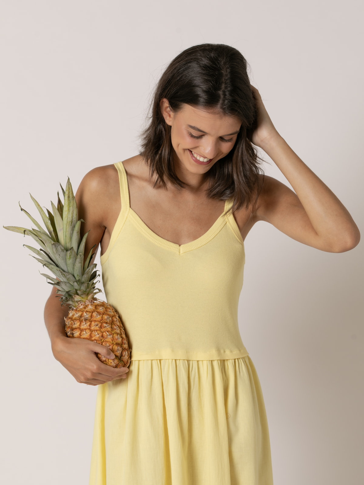 Vestido algodón tirantes falda vuelo color Amarillo