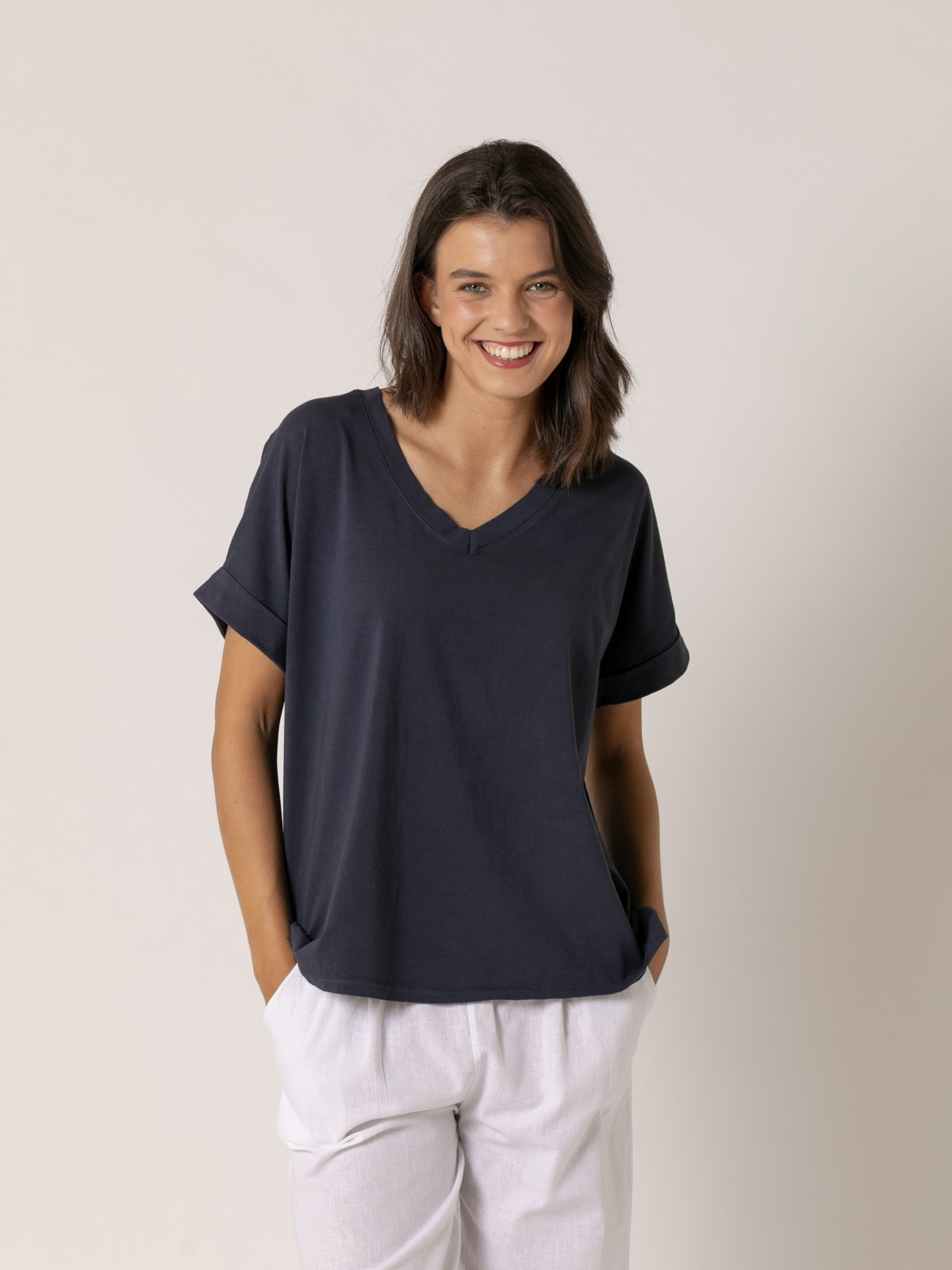 Camiseta algodón essence bolsillo en pico color Azul Marino