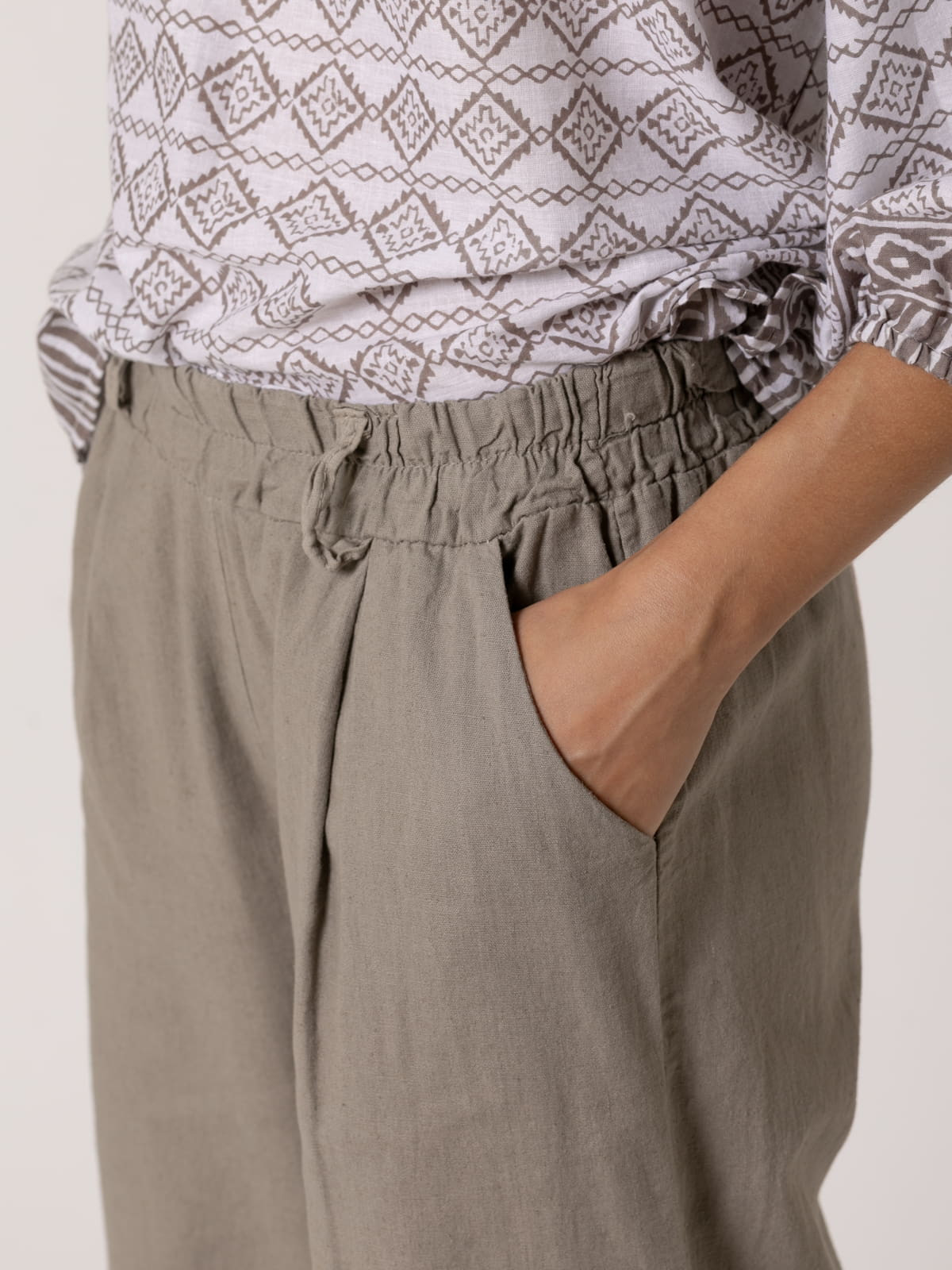 Momfit linen pants  Taupe colour