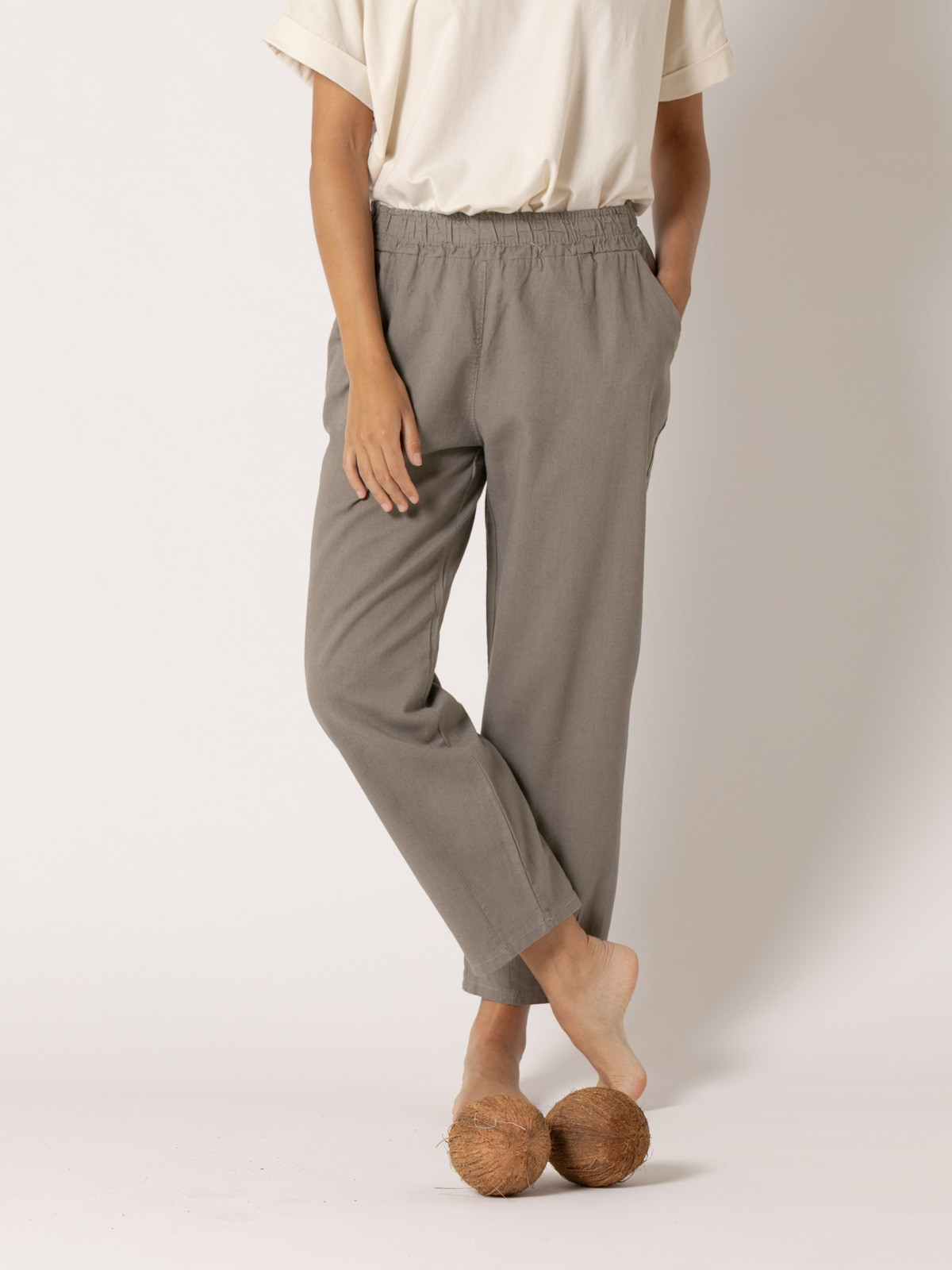Pantalón lino wideleg color Taupe
