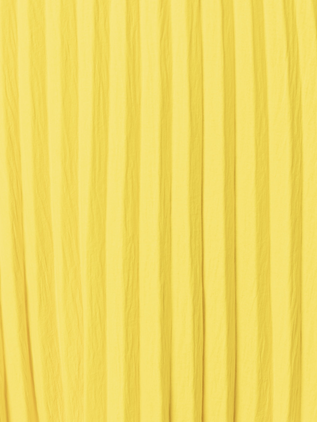 Vestido tirantes tableado color Amarillo