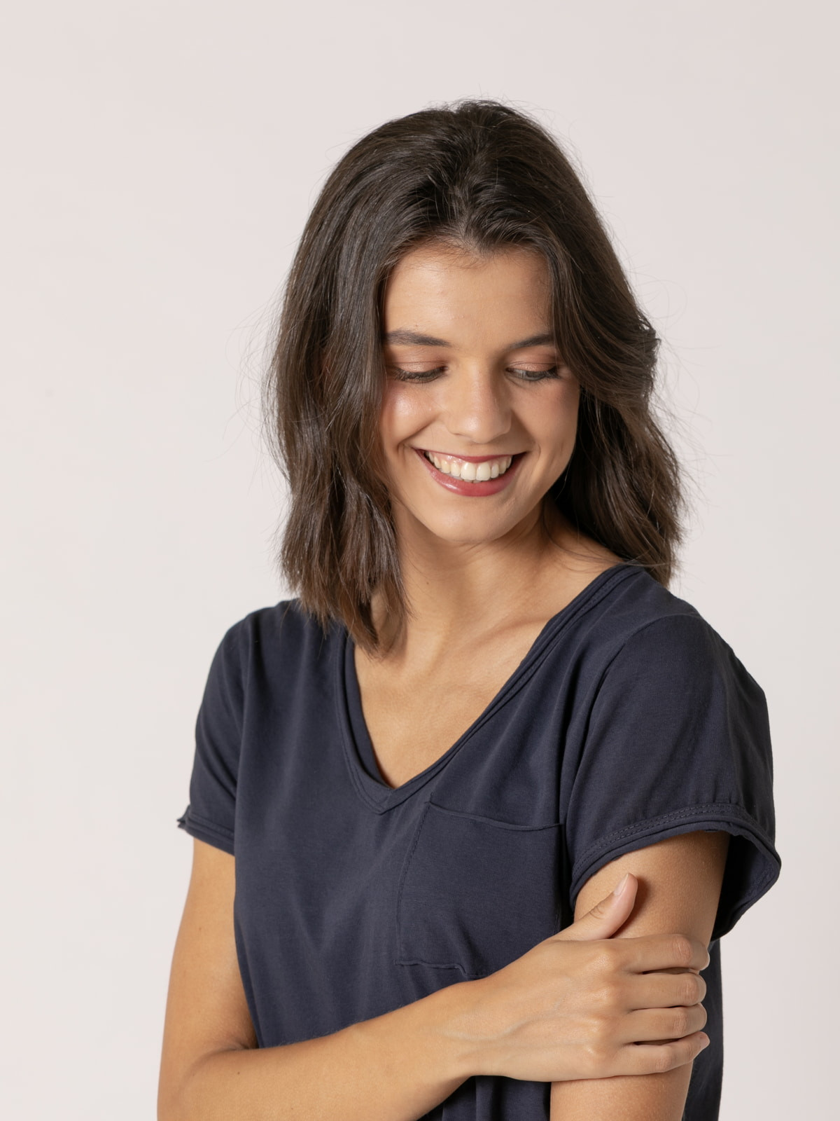 100% essence cotton V-neck T-shirt  Blue Navy colour