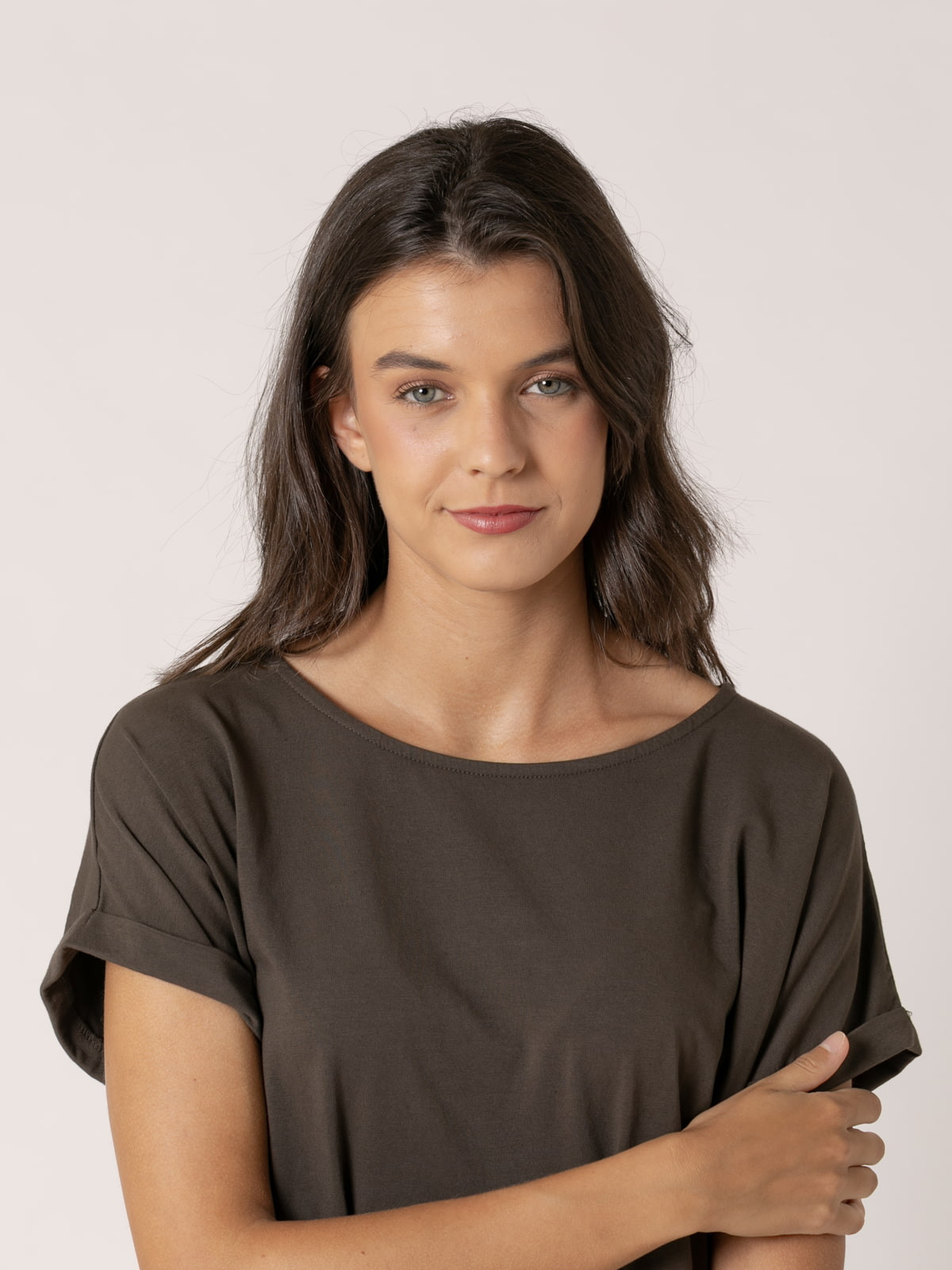 Camiseta cotton 100% diseño en A color Marrón 