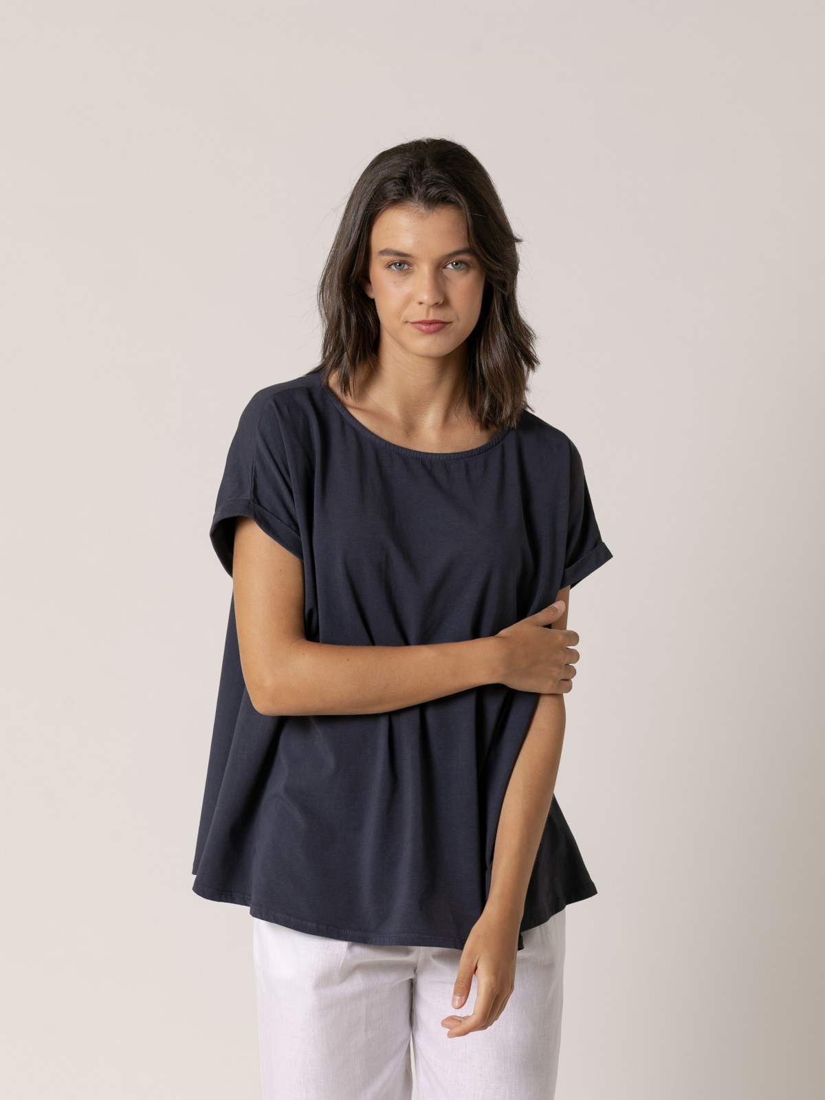 Camiseta cotton 100% diseño en A color Azul Marino
