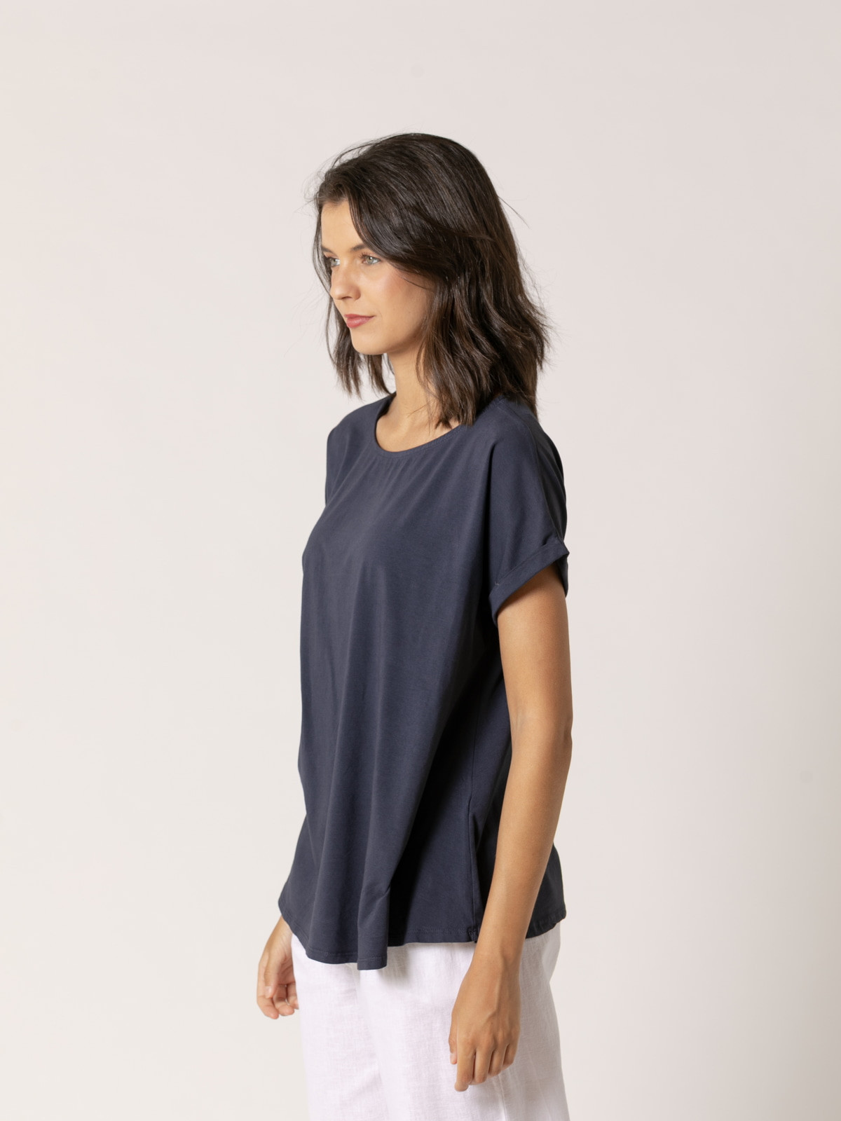 Camiseta cotton 100% diseño en A color Azul Marino