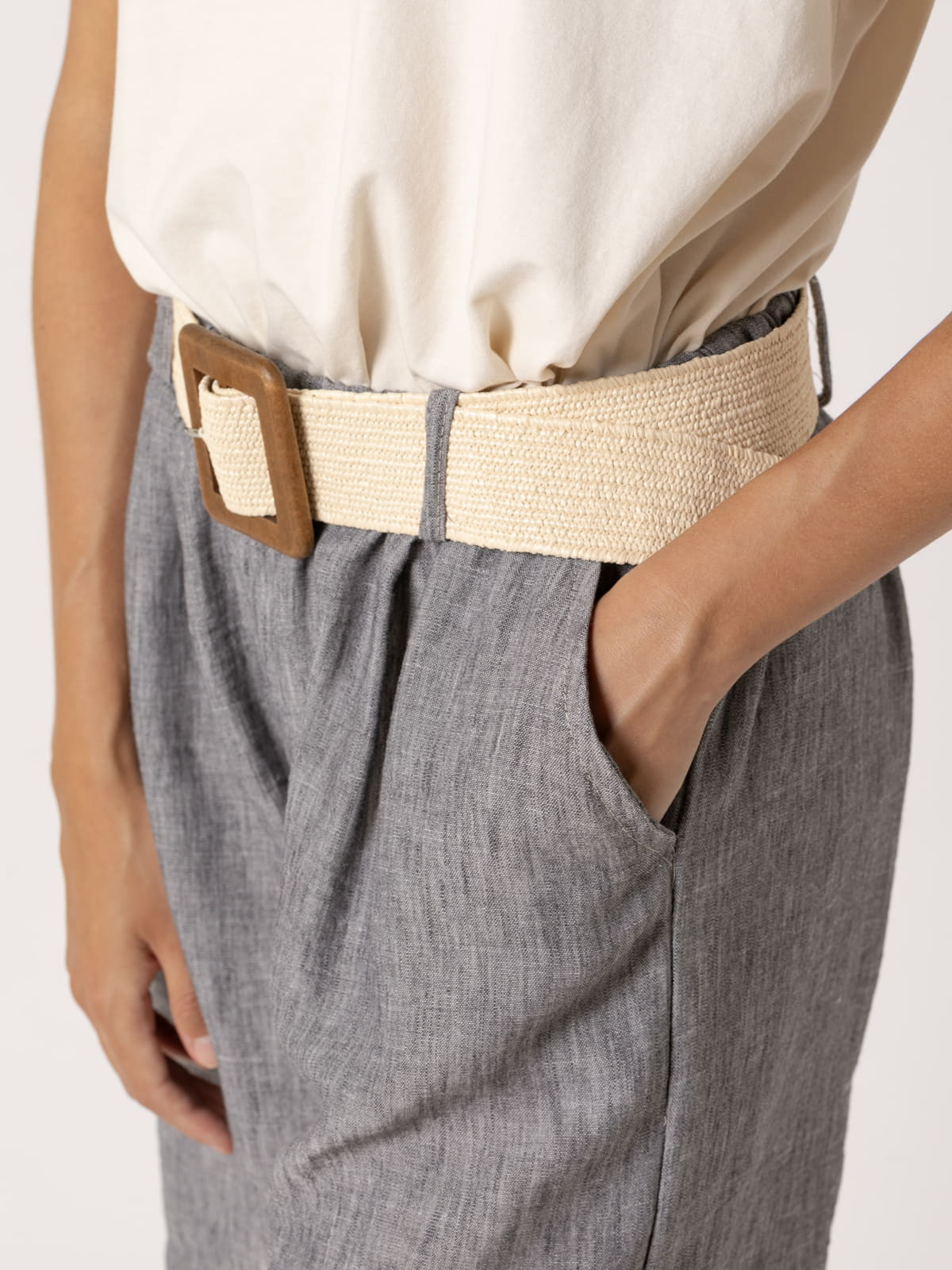 Short bosillos trendy color Gris