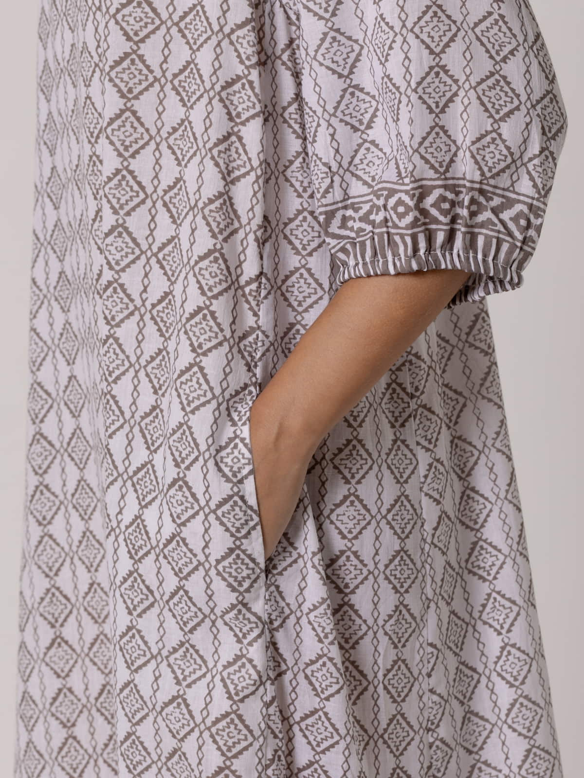 Vestido largo dibujo rombito 100% cotton color Taupe