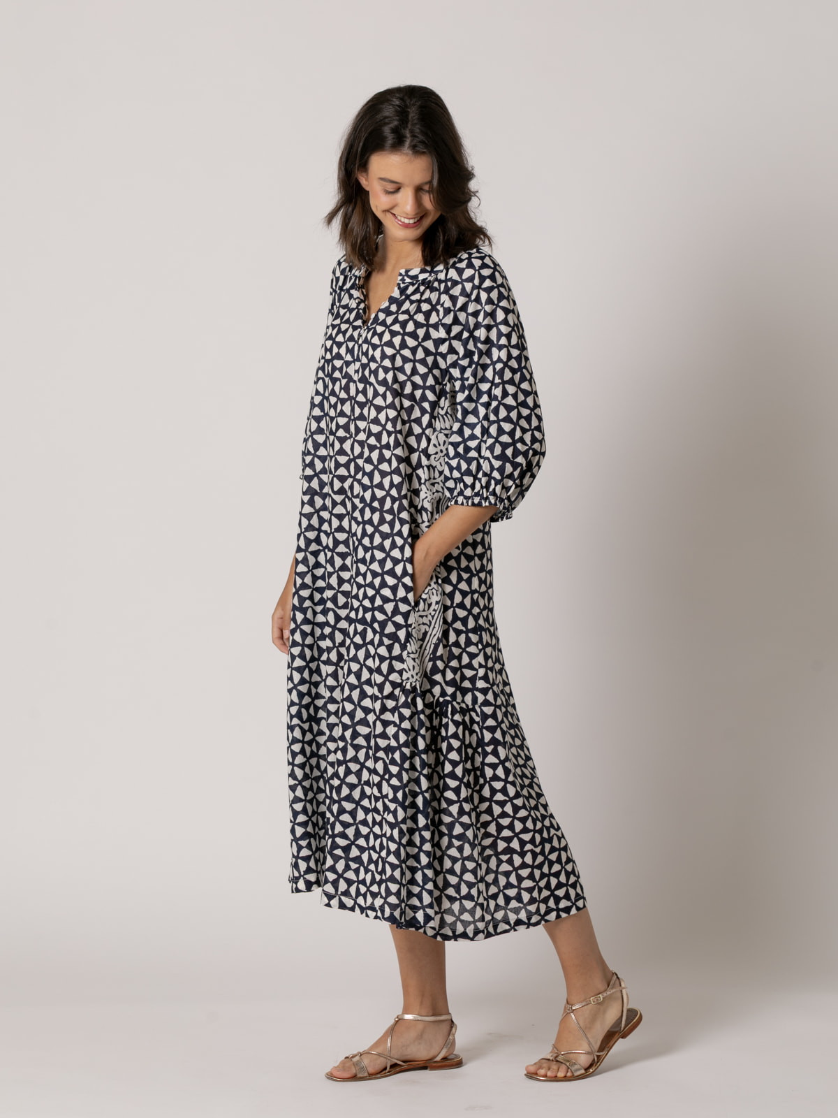 Long dress, trendy design, 100% cotton  Blue Navy colour