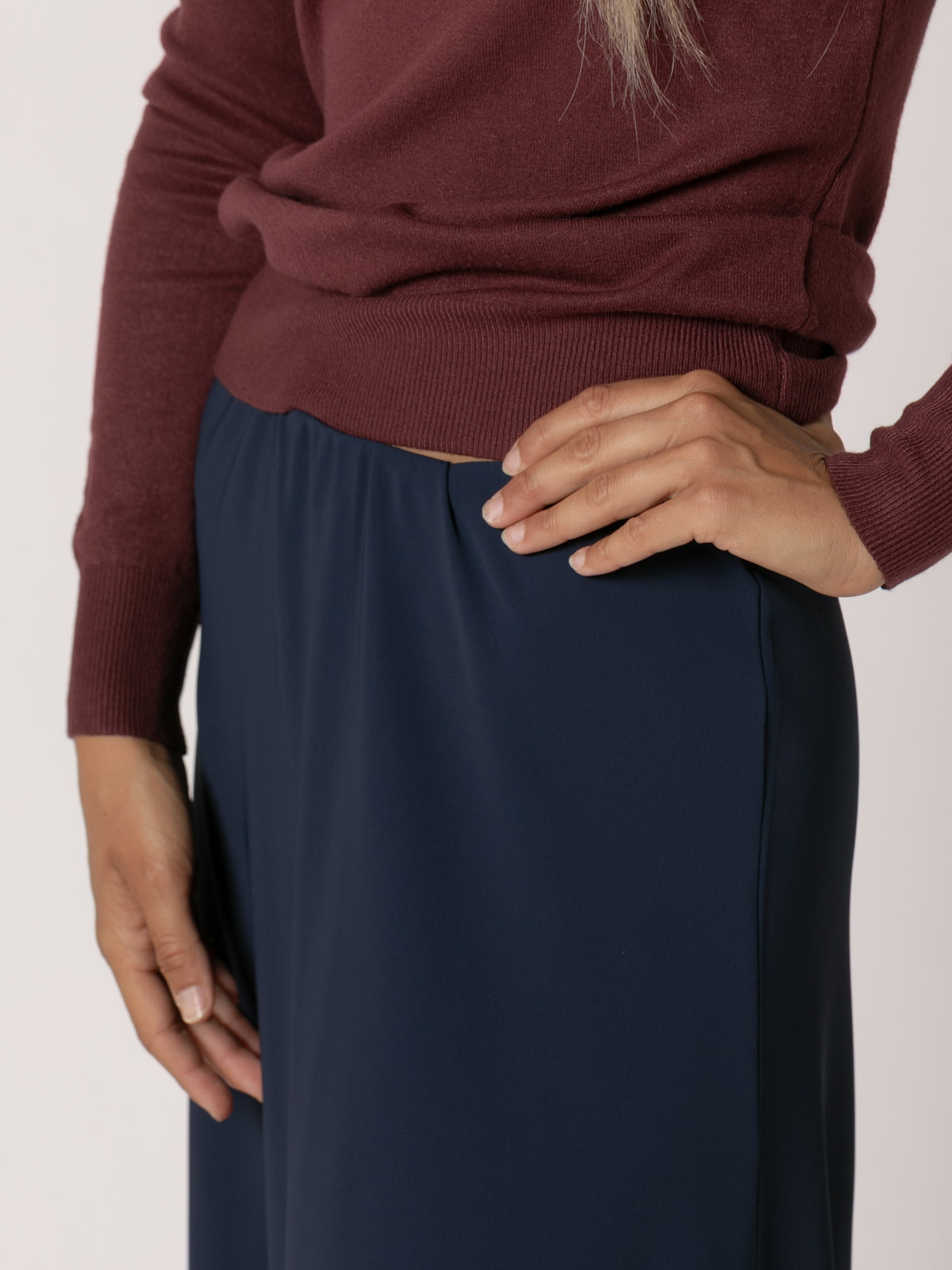 Long flared skirt  Blue Navy colour