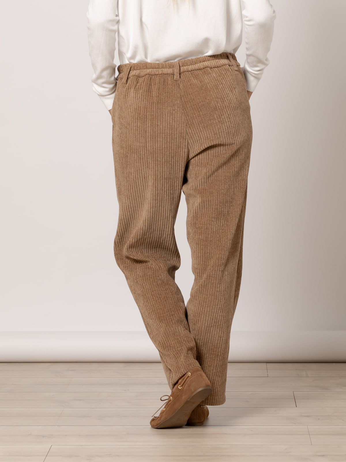 Stretch corduroy pants  Camel colour