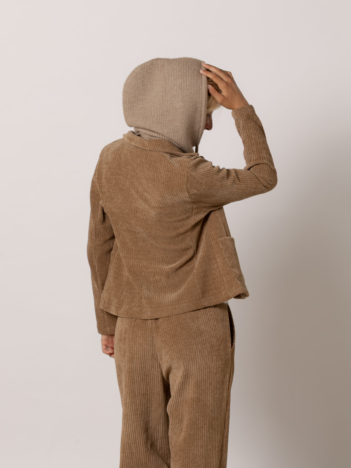 Short stretch corduroy blazer  Camel colour
